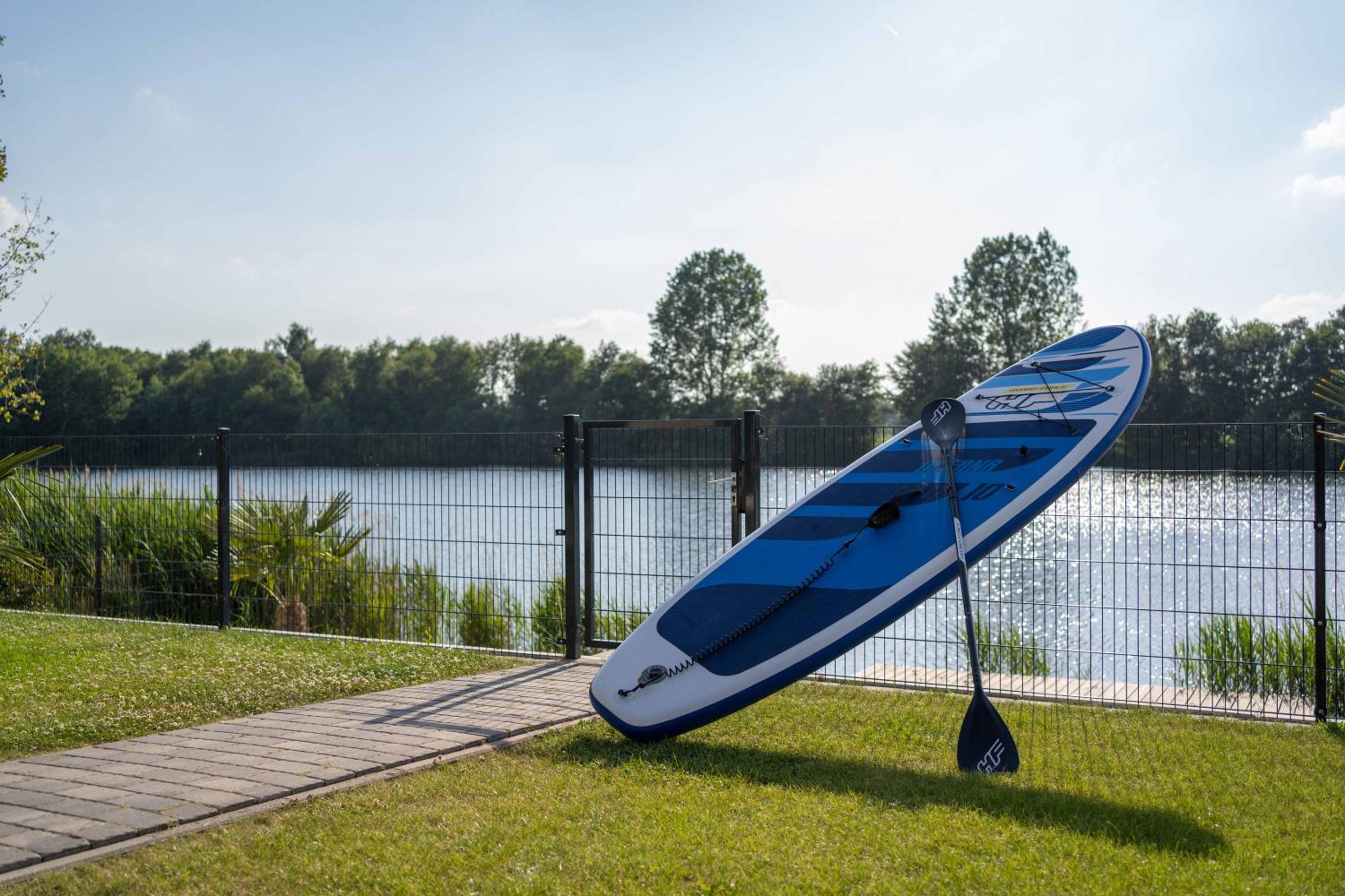 Seevilla am See mit Sauna, Kamin, privatem Steg und Seezugang