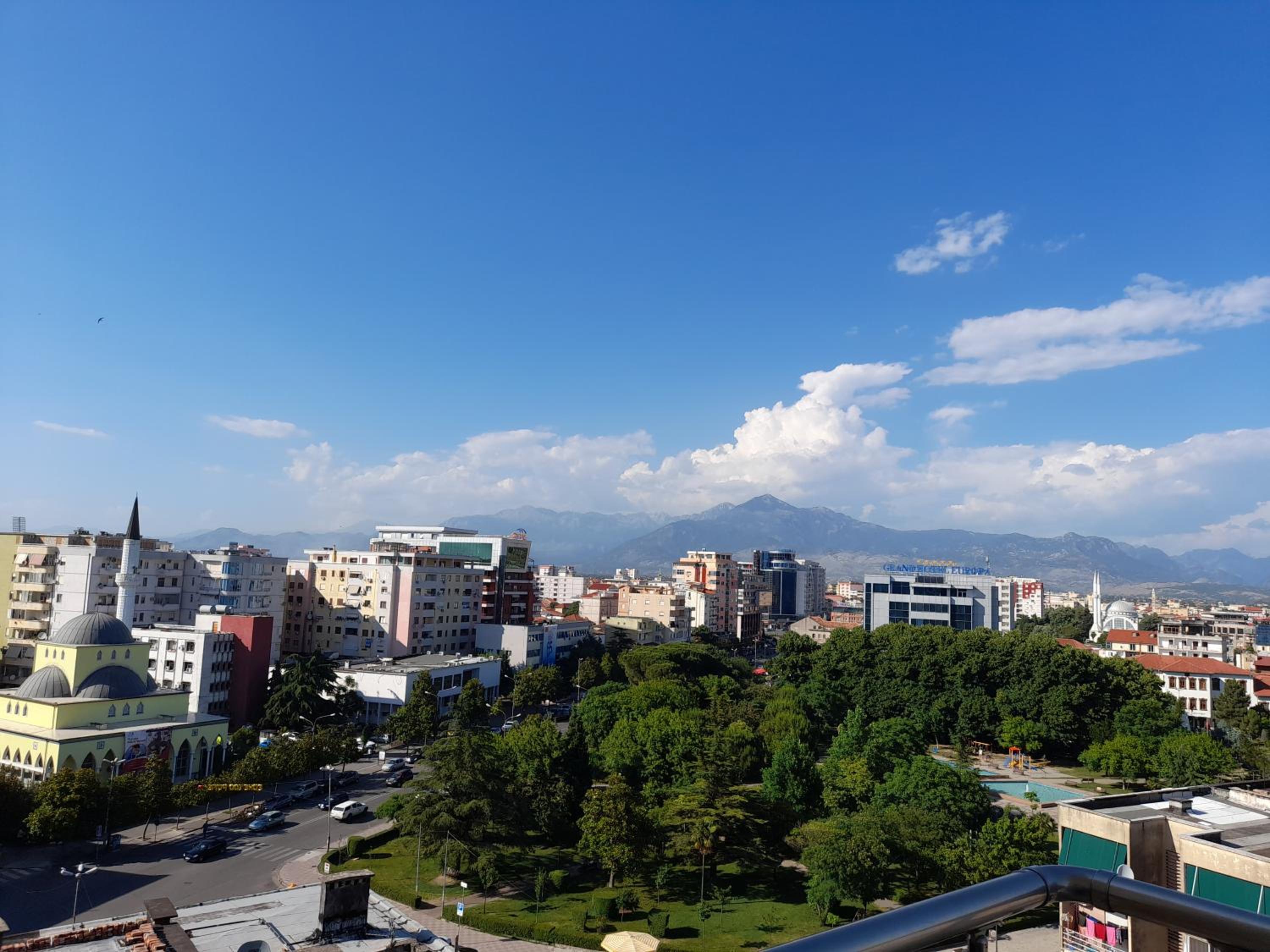 Comfort Apartment photo 2