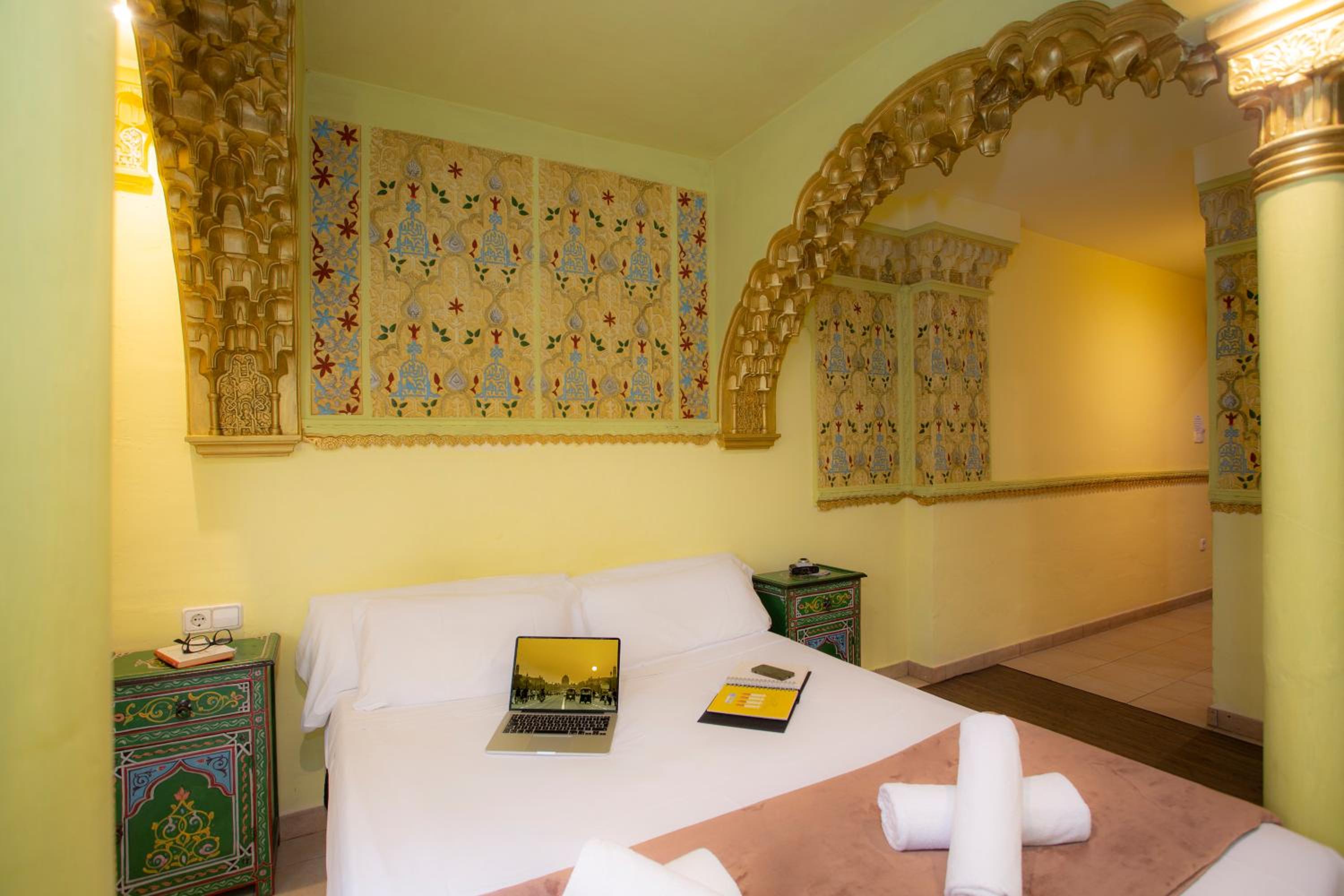 Casual Civilizaciones Valencia by Casual Hoteles en Valencia — hotel room