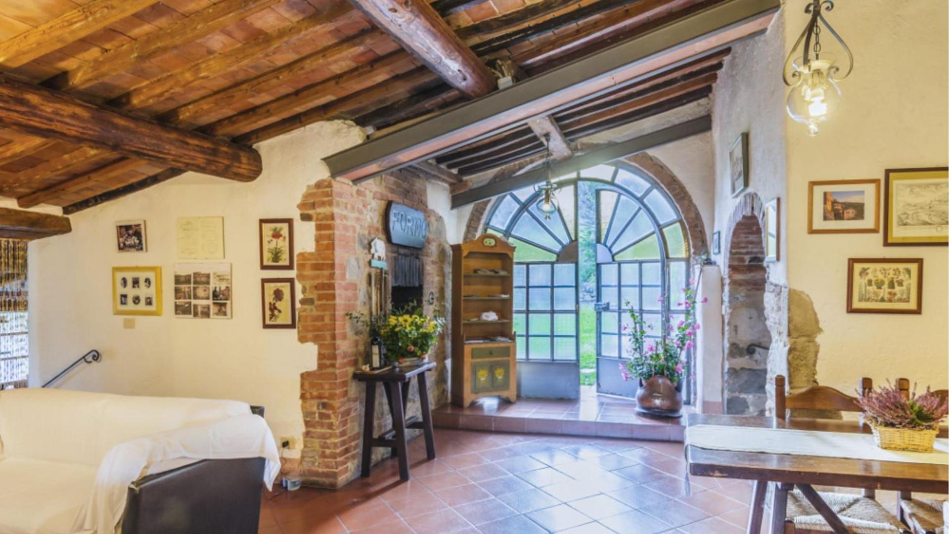 Podere contignano