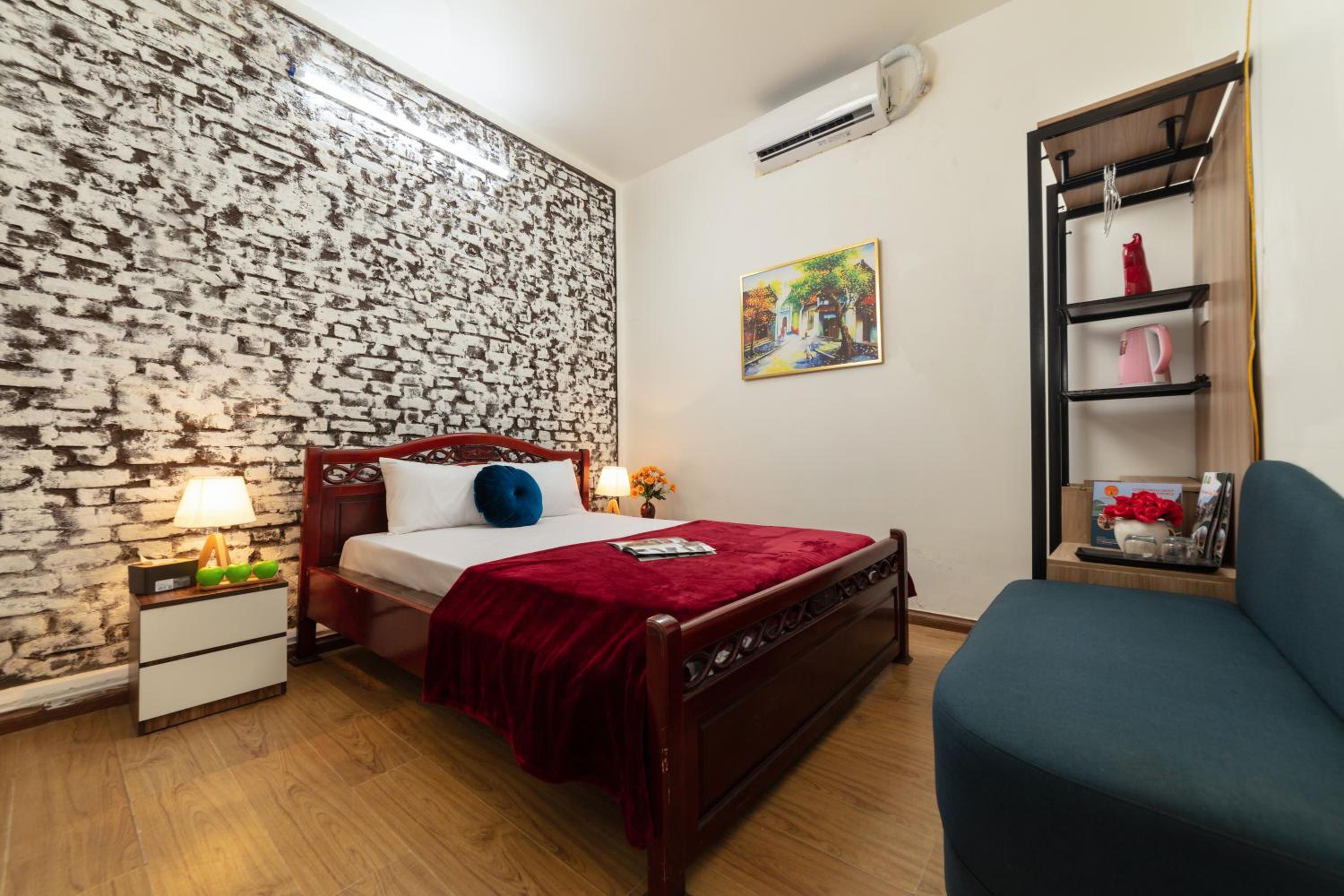 Hanoisunflowersuitehostel