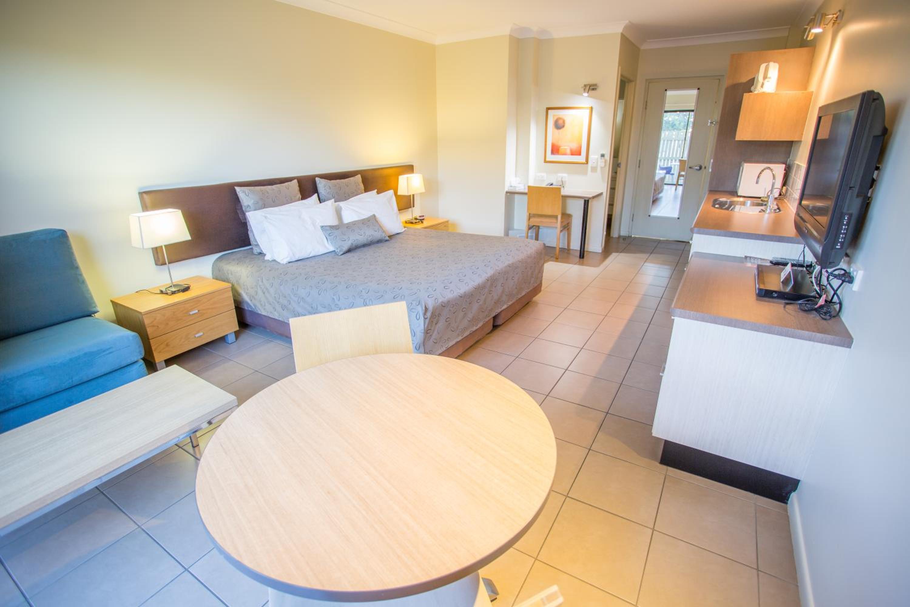 Spinifex Motel and Serviced Apartments