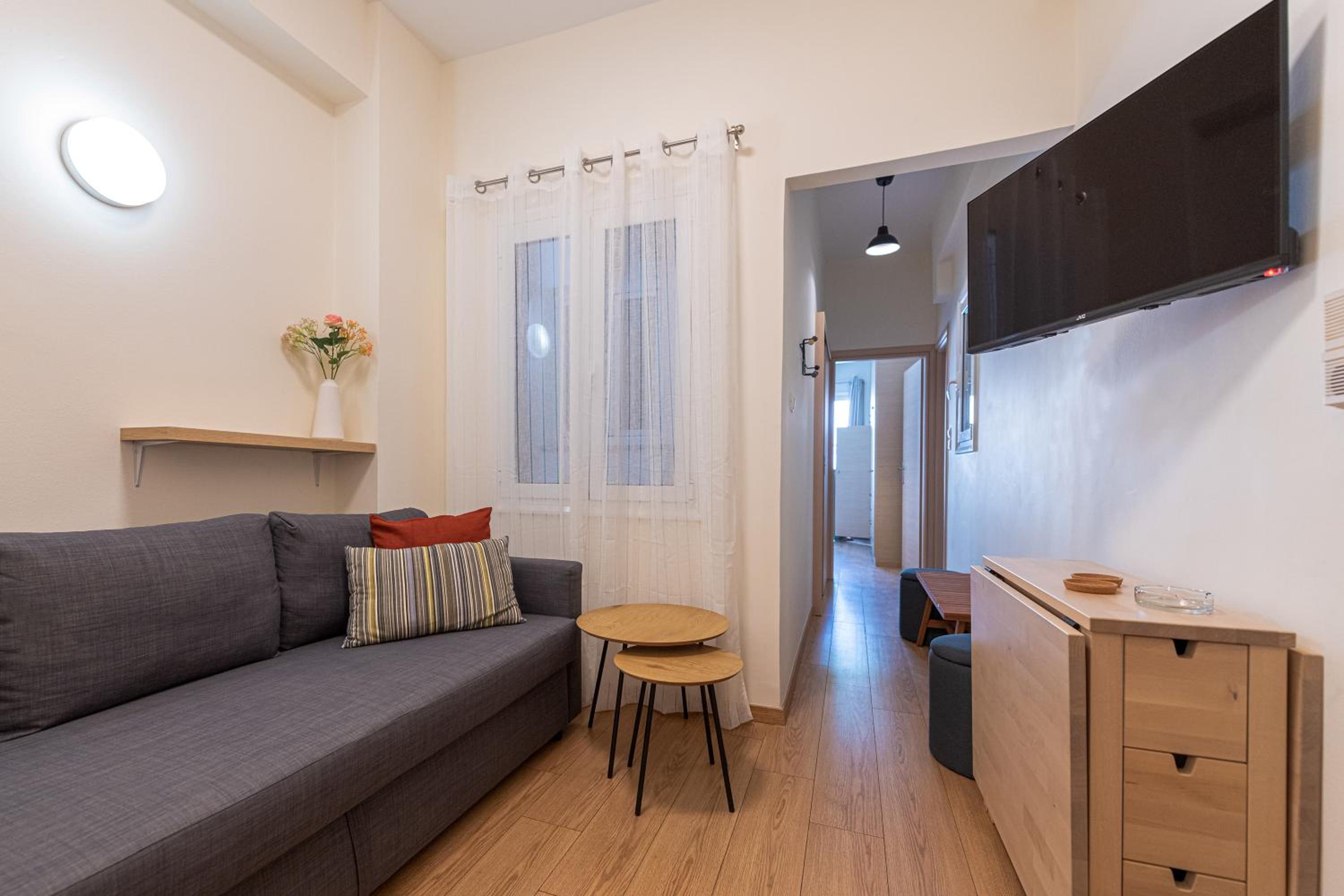 Phaedrus Living: City Center Cozy Flat Agias Zonis photo 5