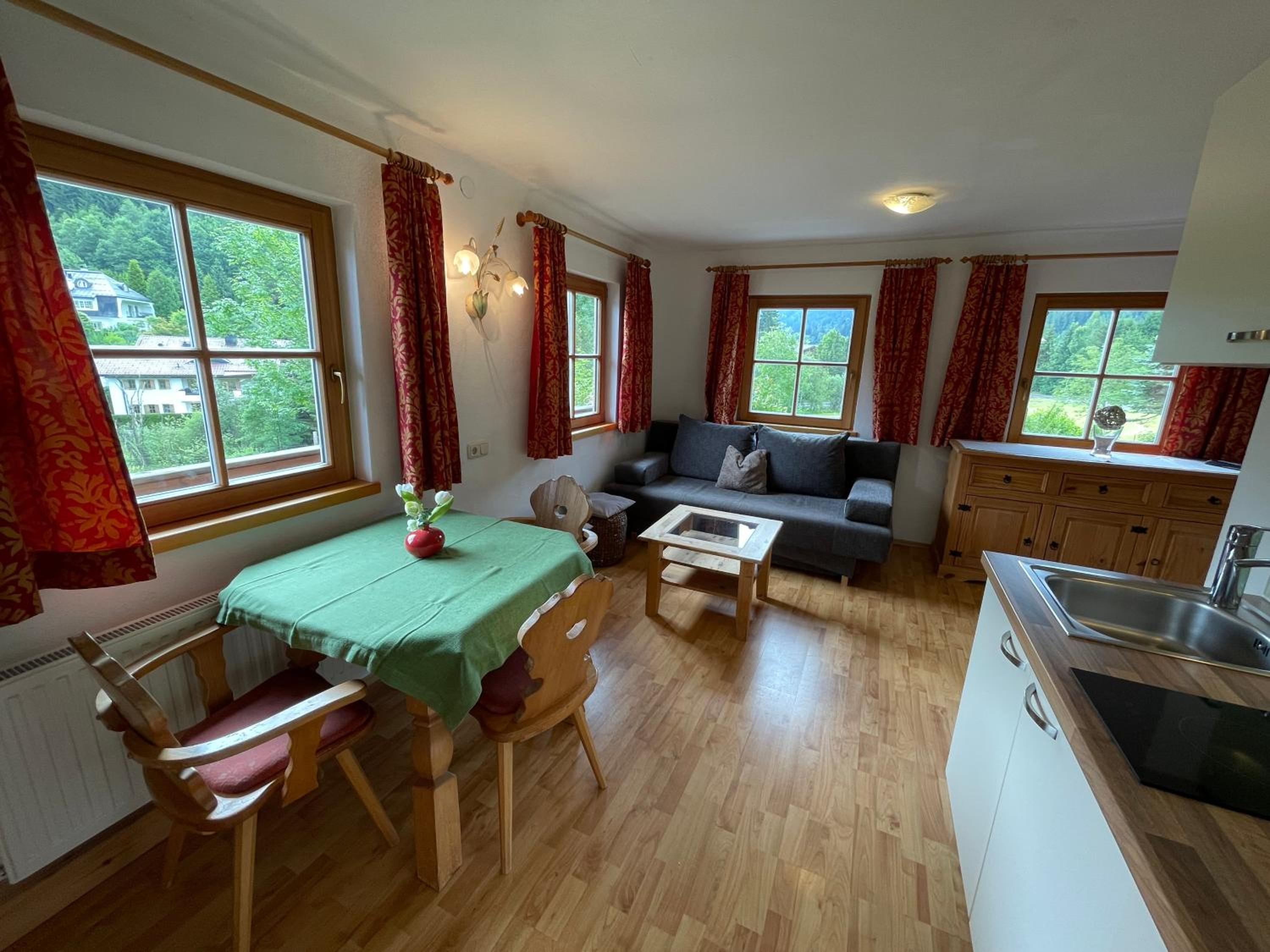 Apartments Seebichlhof Kitzbühel by Alpine Host Helpers
