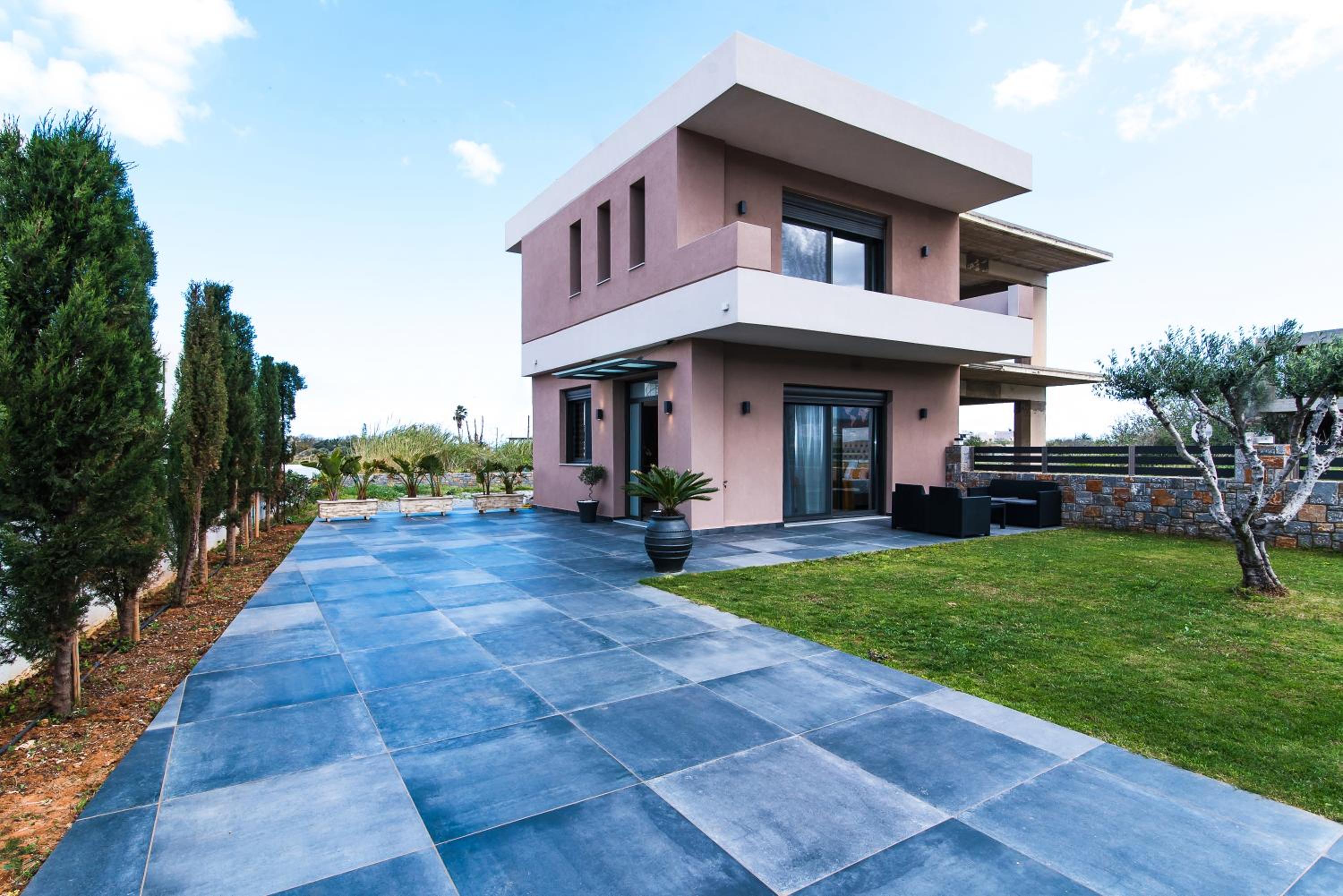 Hotel Harakiano Apts 1 - Image 1