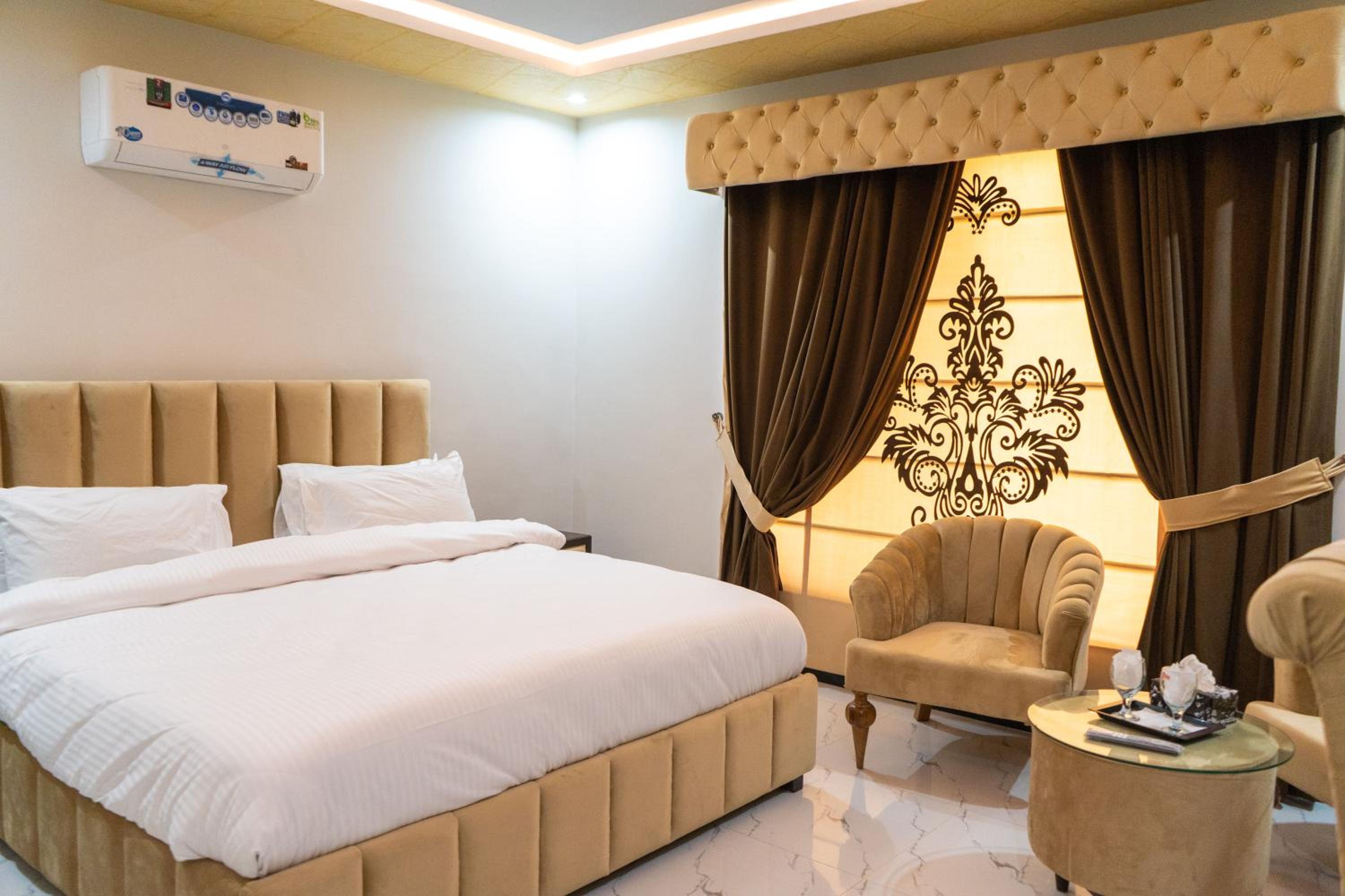 Islamabad Lodges