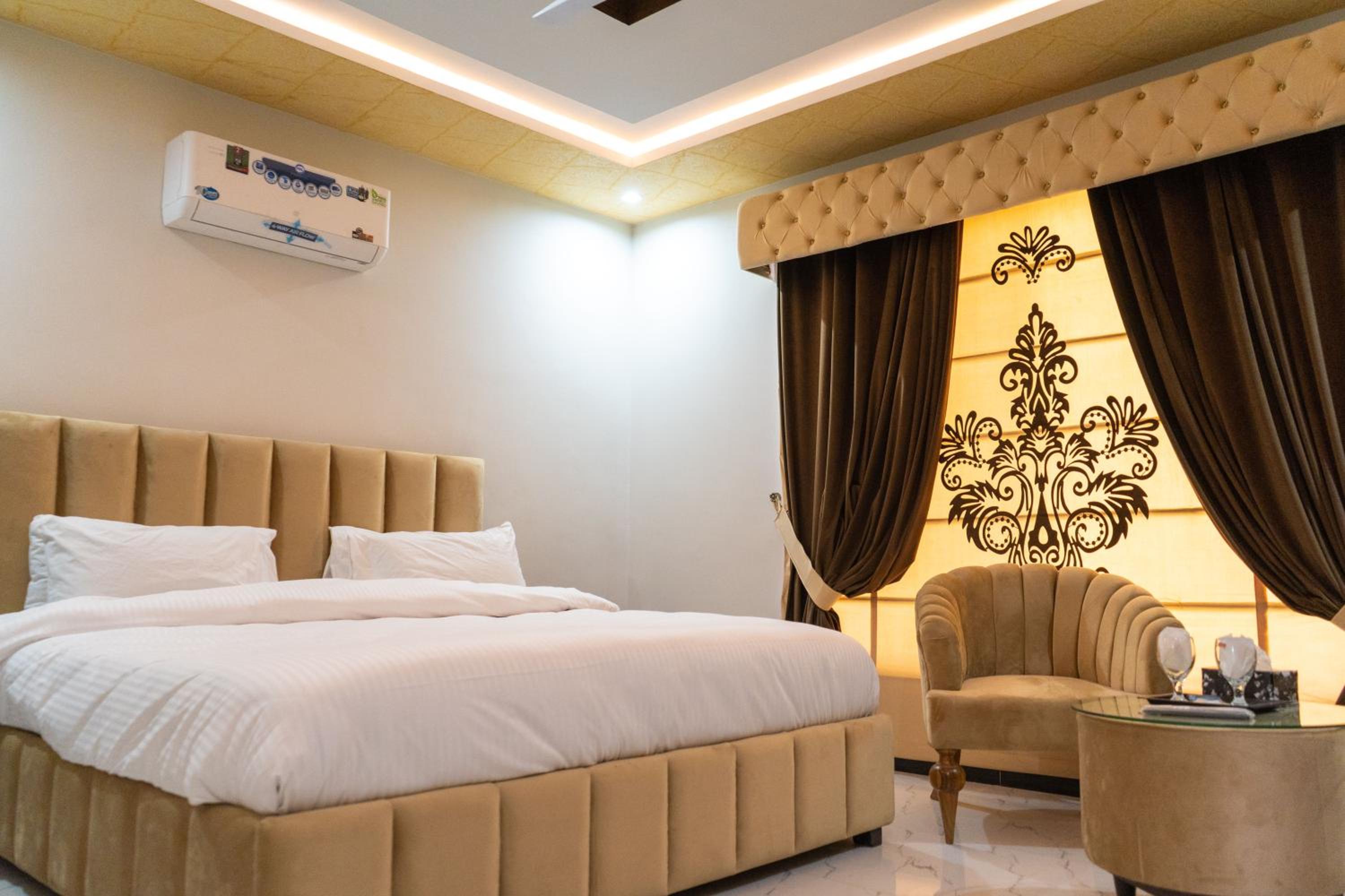 Islamabad Lodges