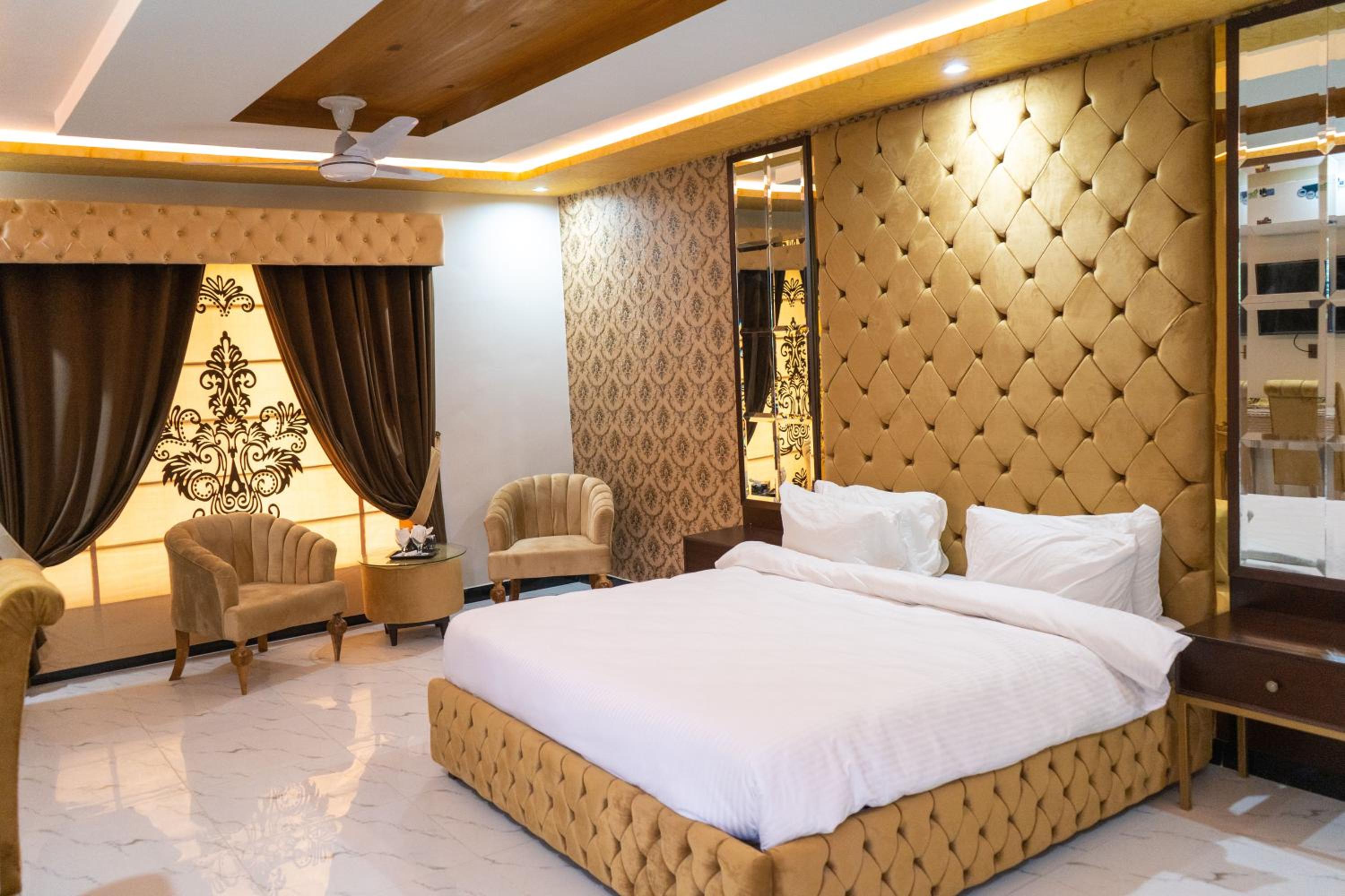 Islamabad Lodges