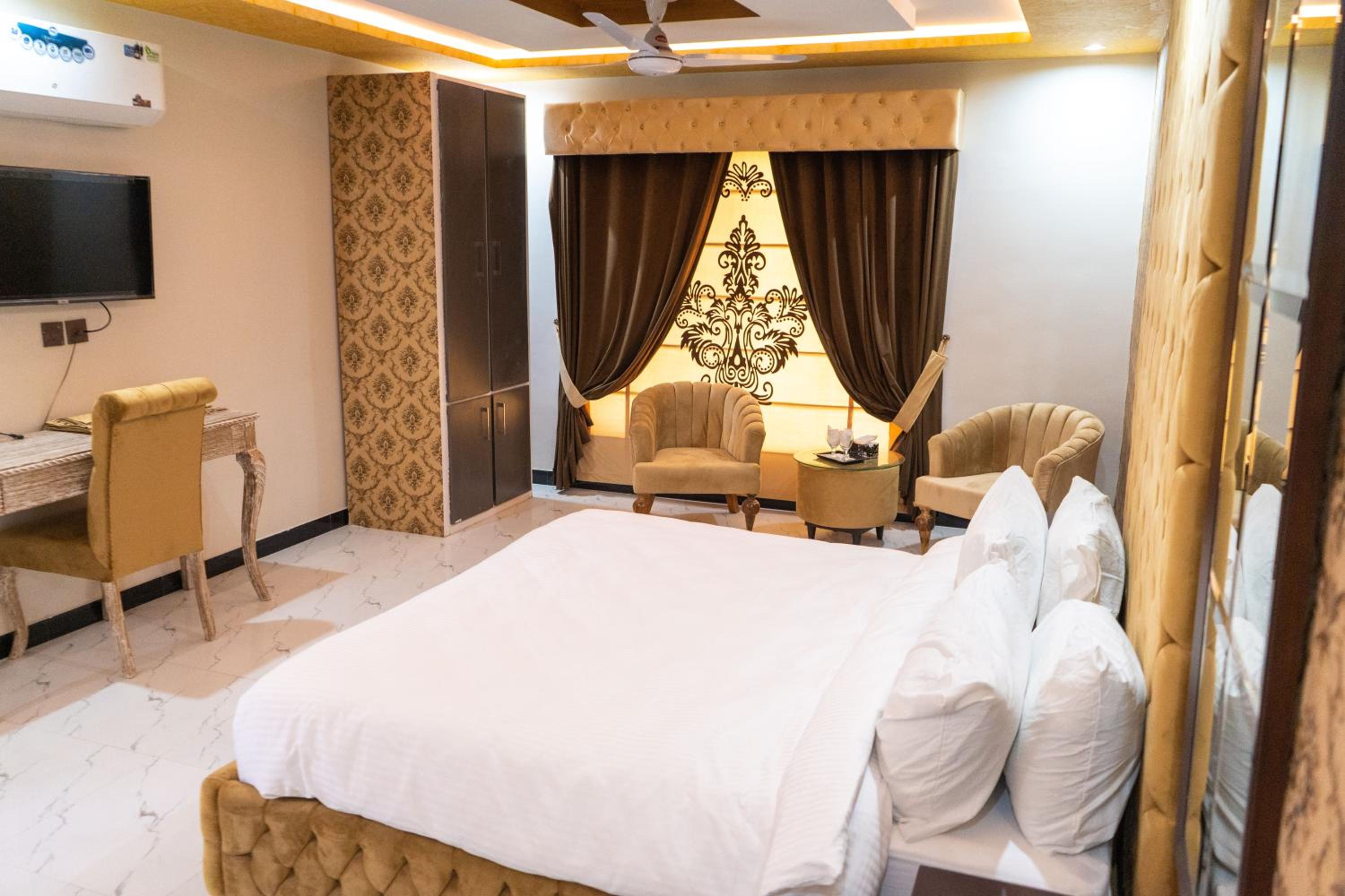 Islamabad Lodges