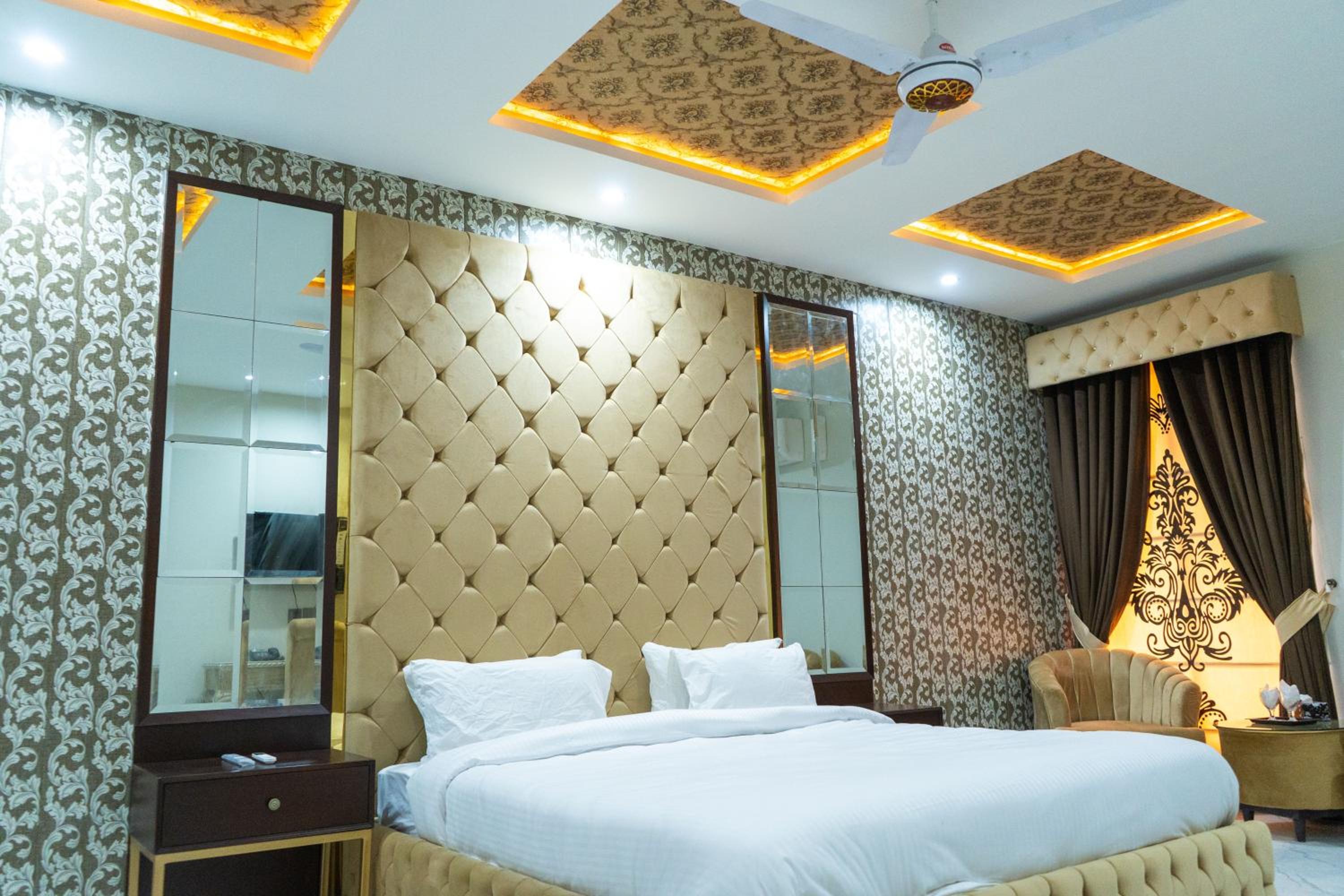 Islamabad Lodges