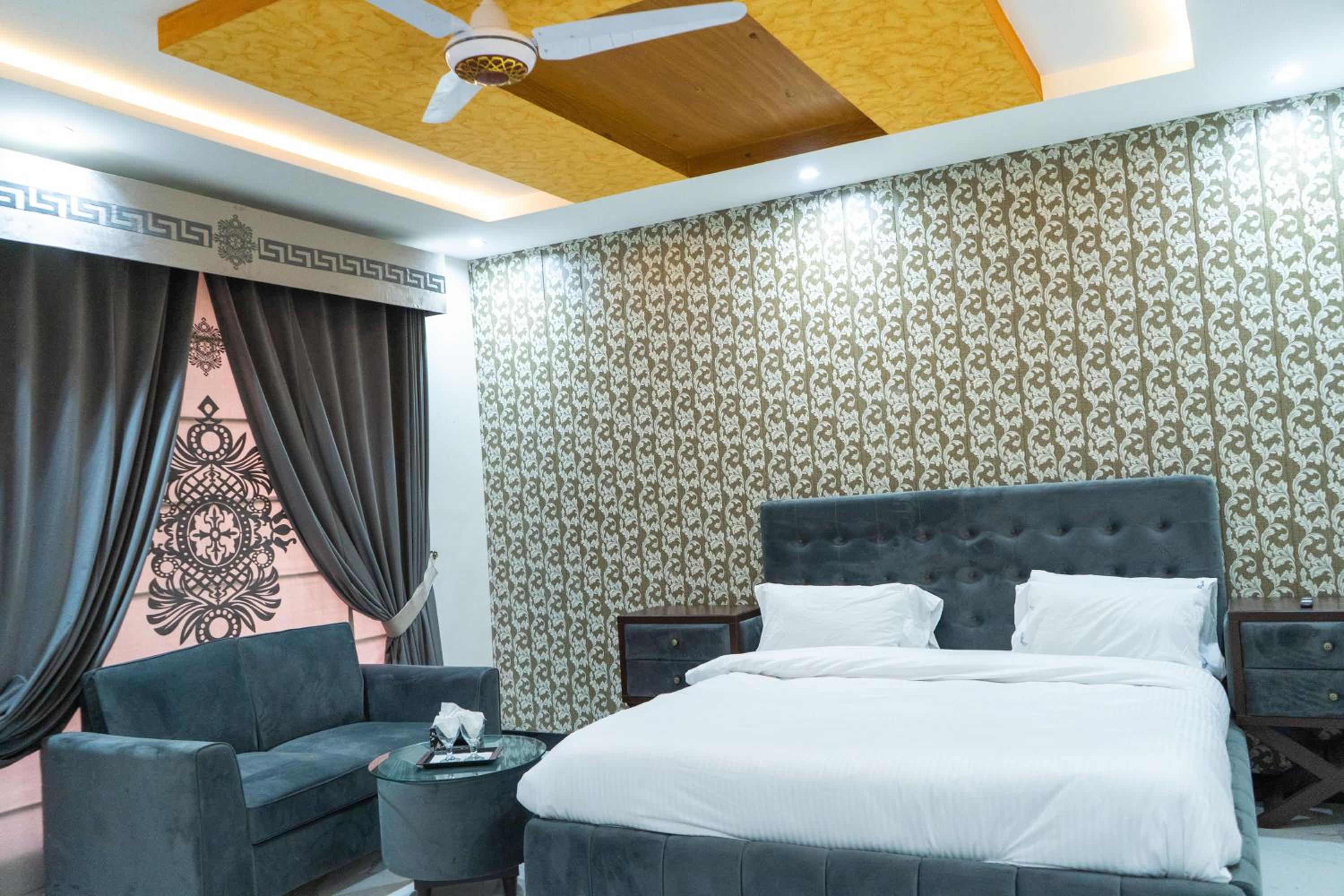 Islamabad Lodges