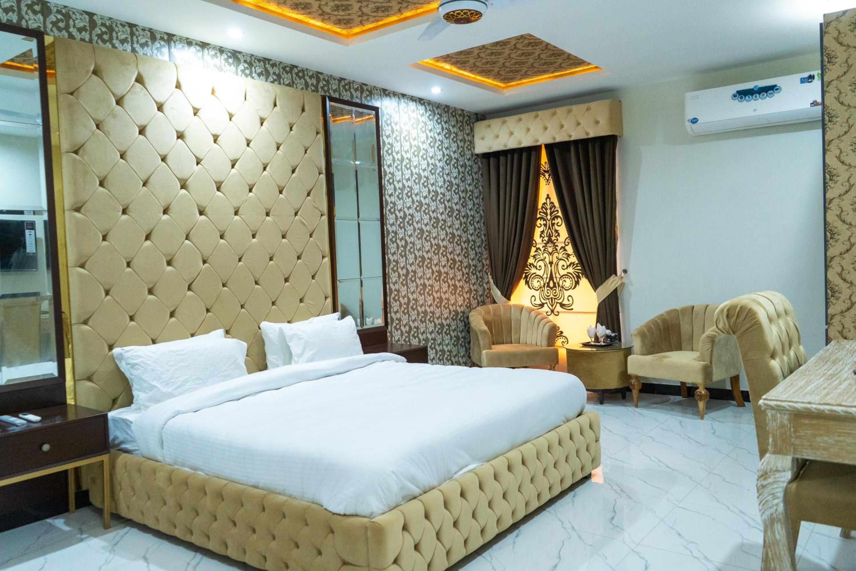 Islamabad Lodges