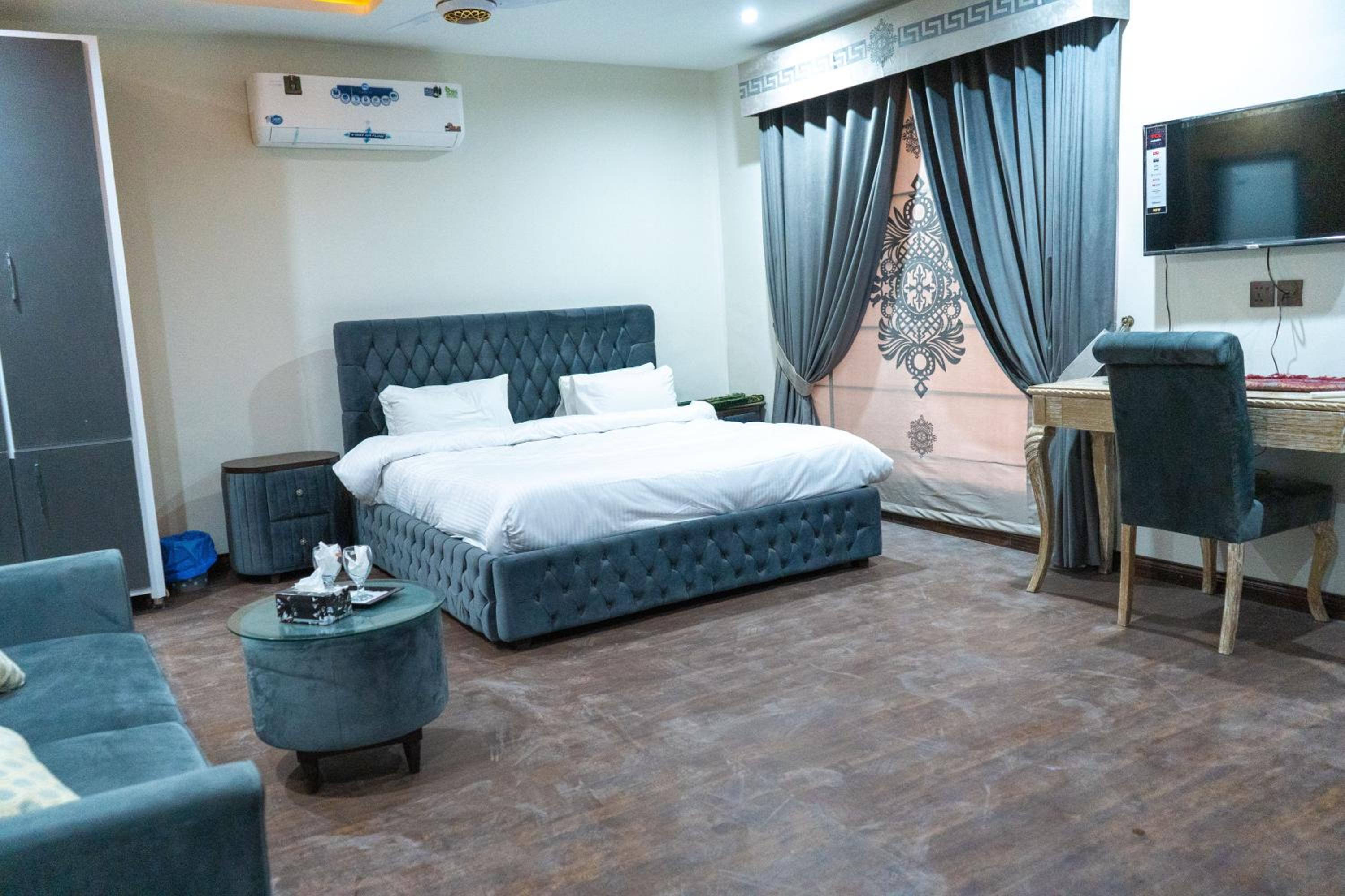Islamabad Lodges