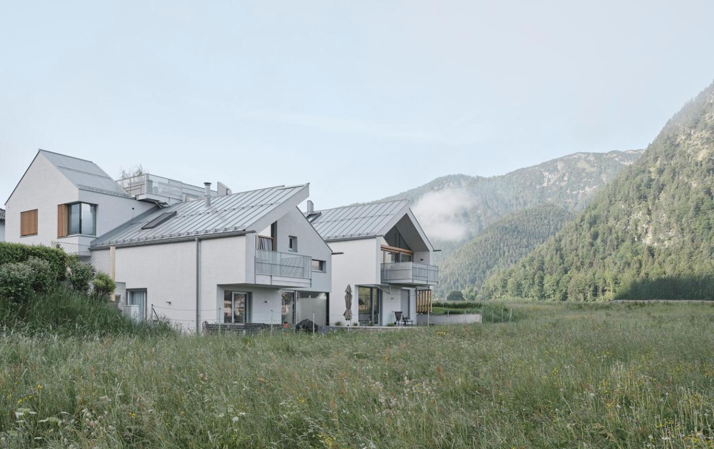 Modern Alpine Penthouse with Lake View
