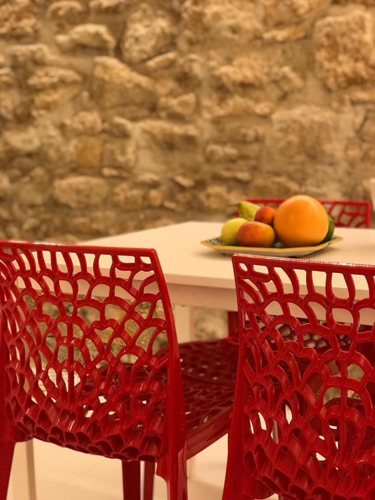 IL VICOLETTO Luxury Apartments