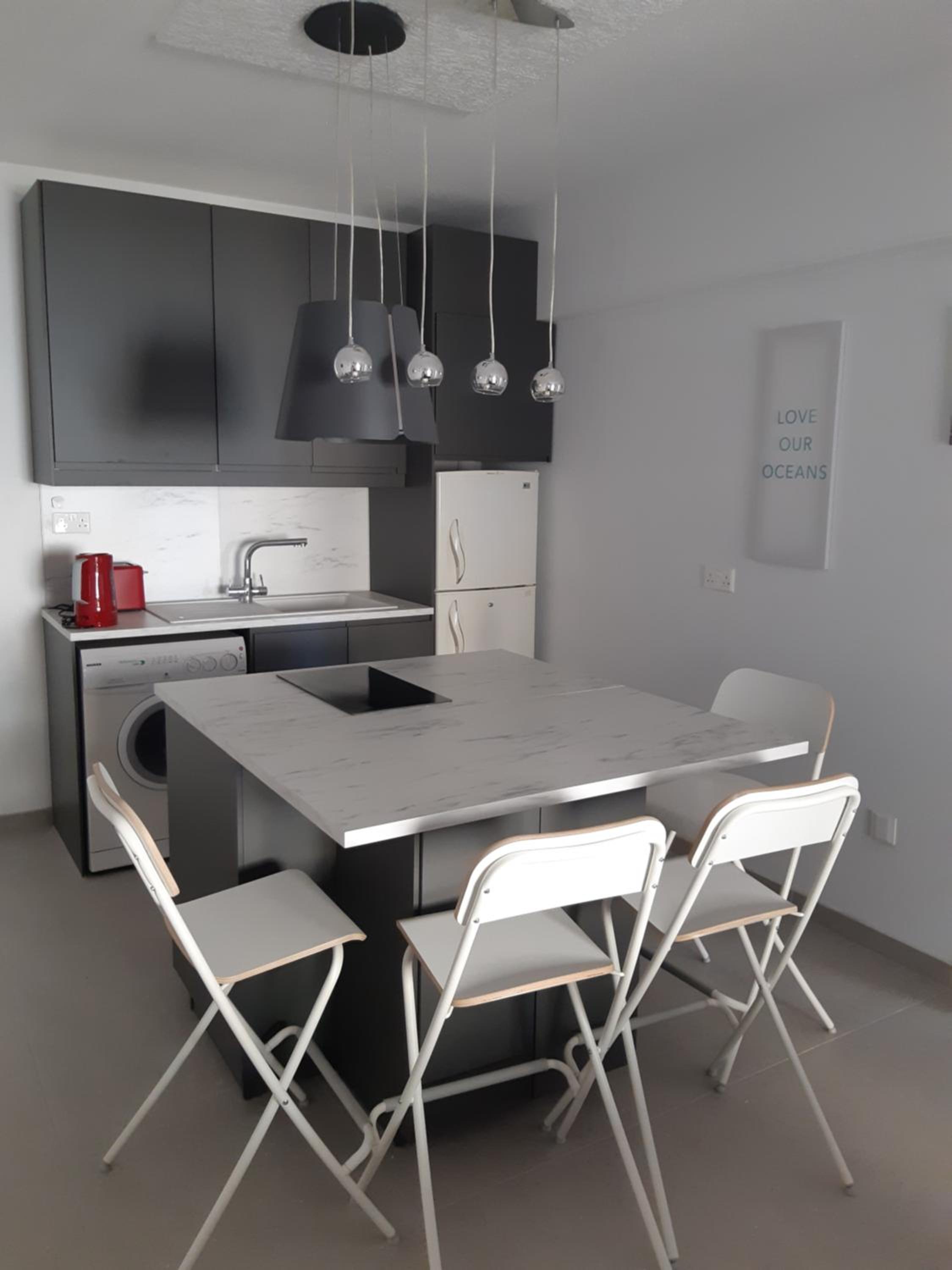 Beautiful apartment near beach in Larnaca view 2