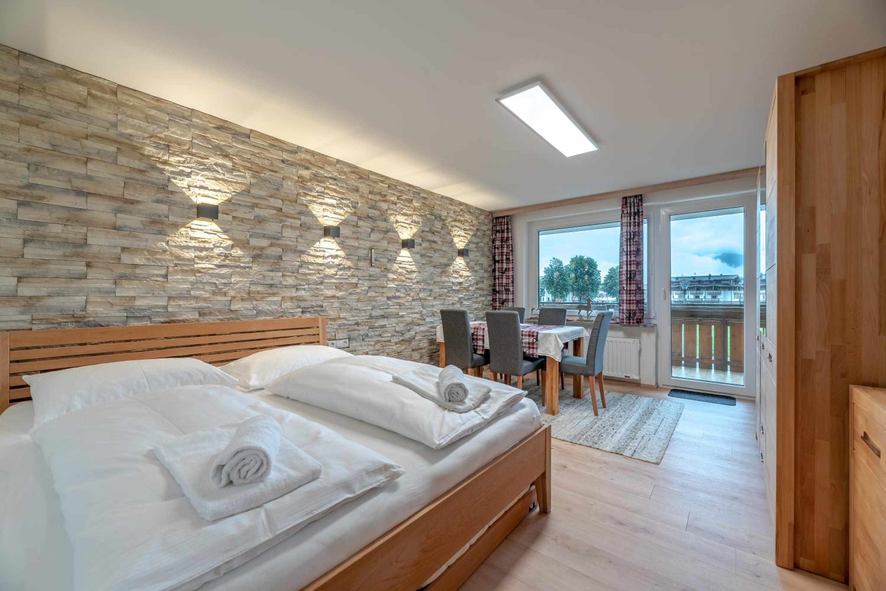 Deluxe Studio Kaprun by All in One Apartments