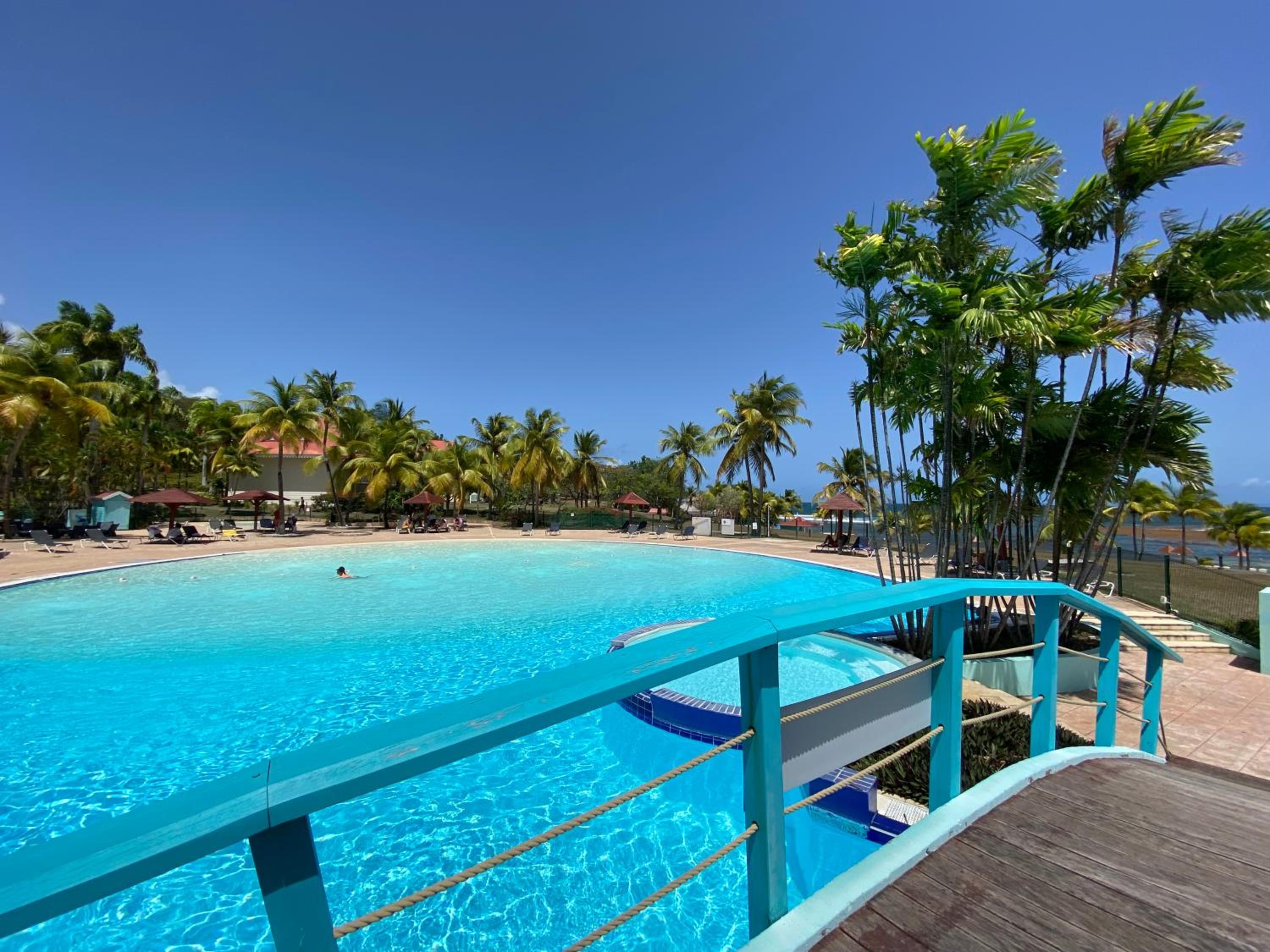 Tucum Home - Appart au Village Vacances Sainte Anne view 2