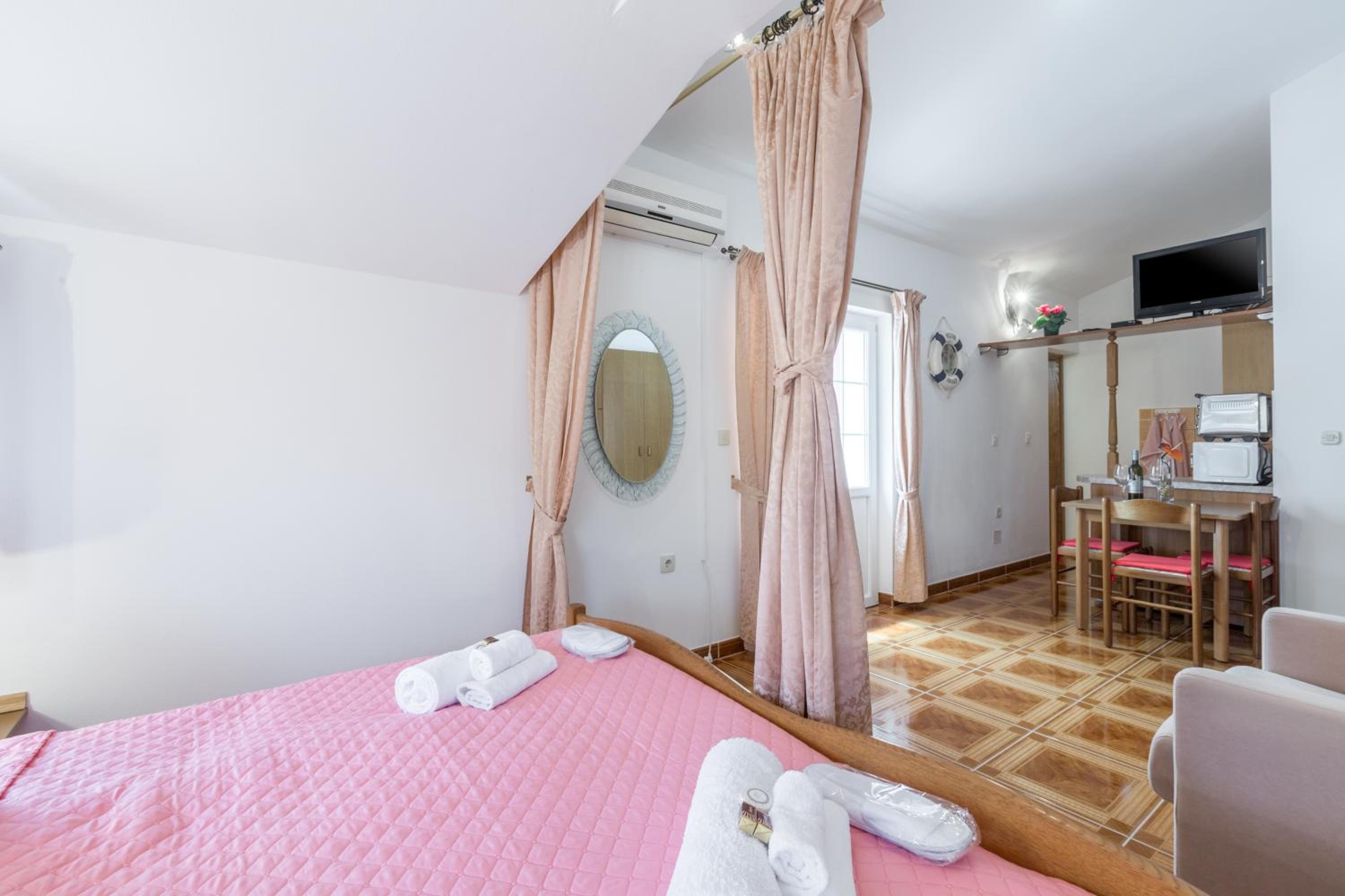 Studio Apartmani Marcela - Property Image 10