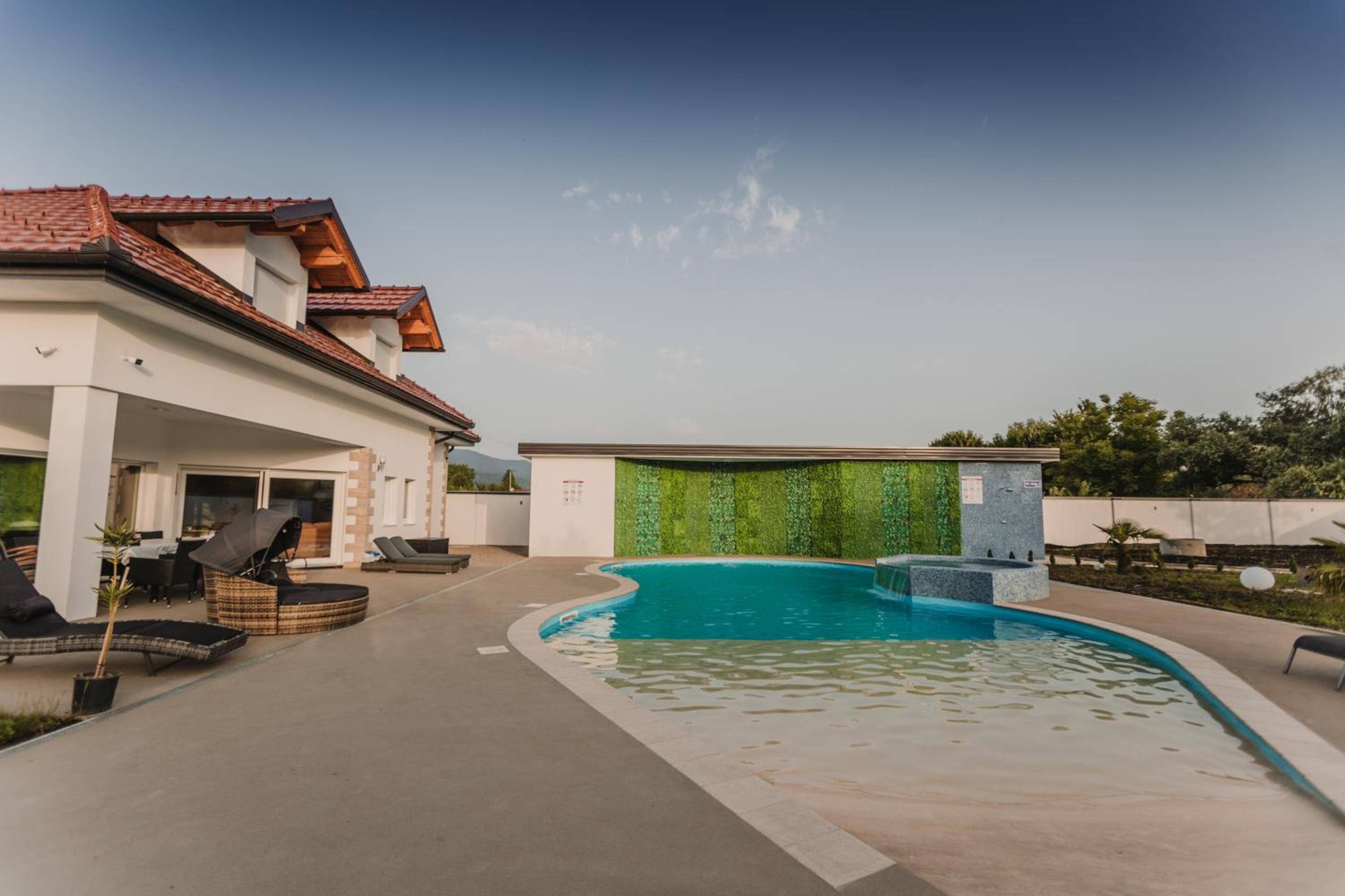 Grand villa Bosnae view 3