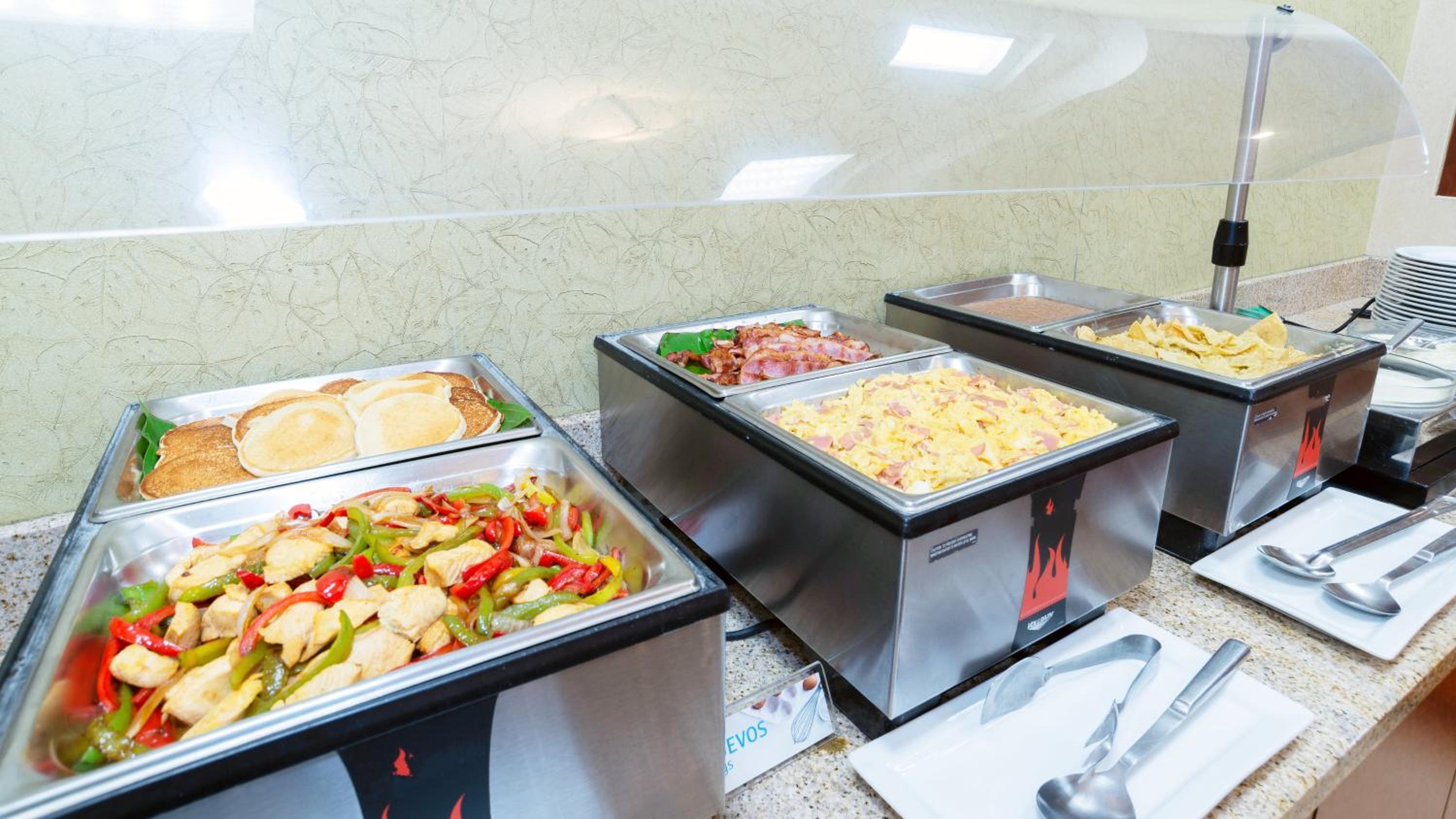 Holiday Inn Express & Suites Cuernavaca by IHG