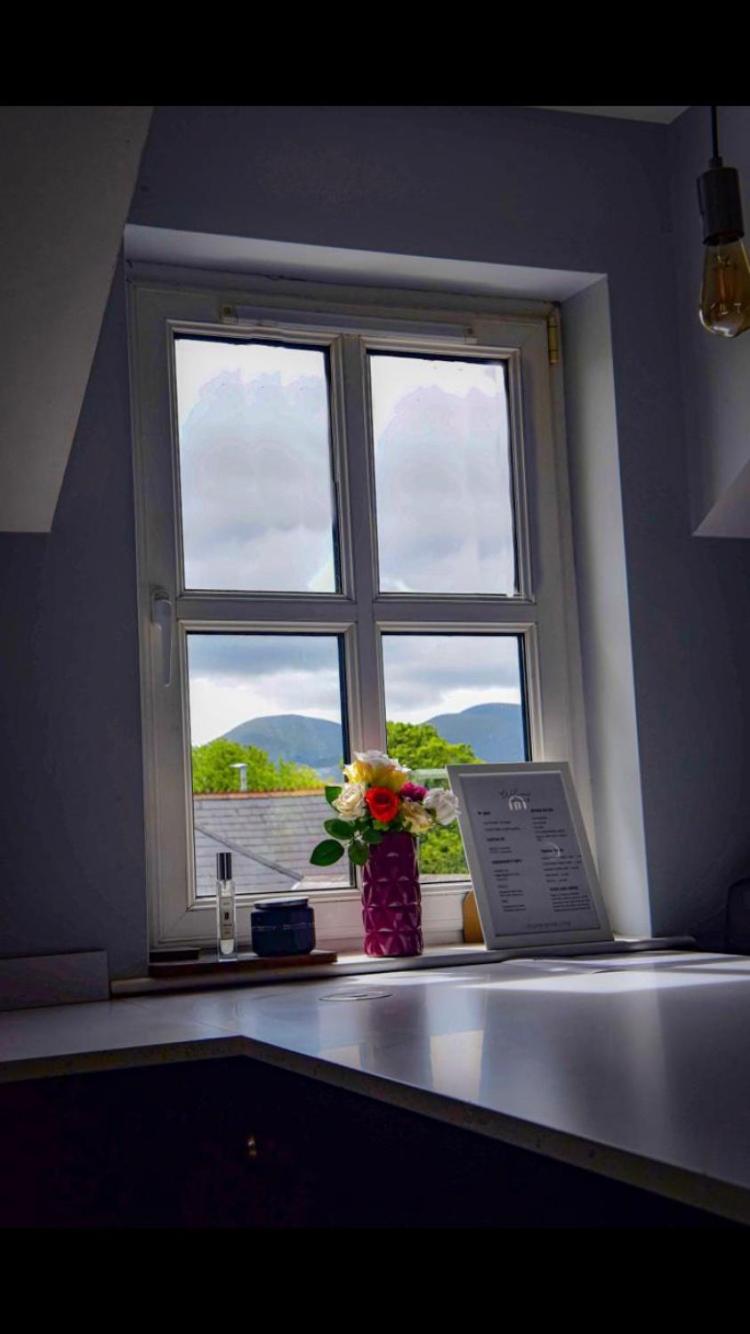 Forest View. Newly renovated 2 bedroom apartment view 5
