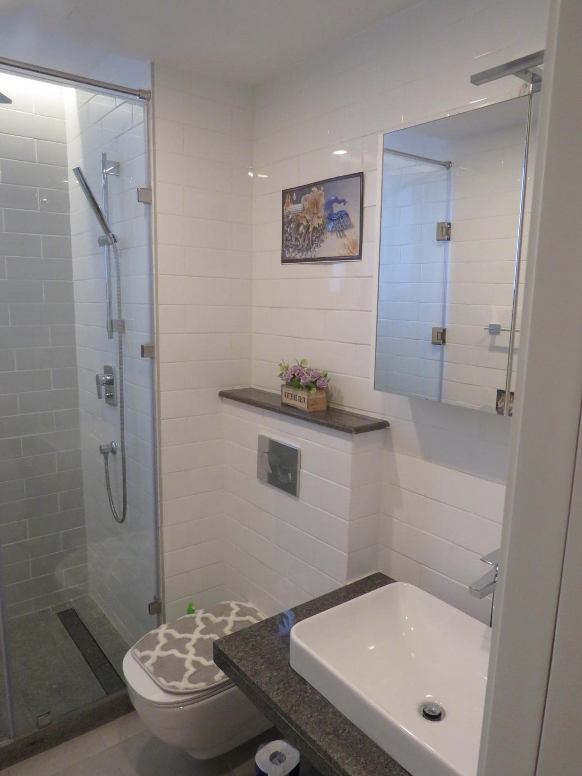 Nice 1 BDR APT with 2 Bathrooms - Free Parking, Wifi, Gym, Pool view 5
