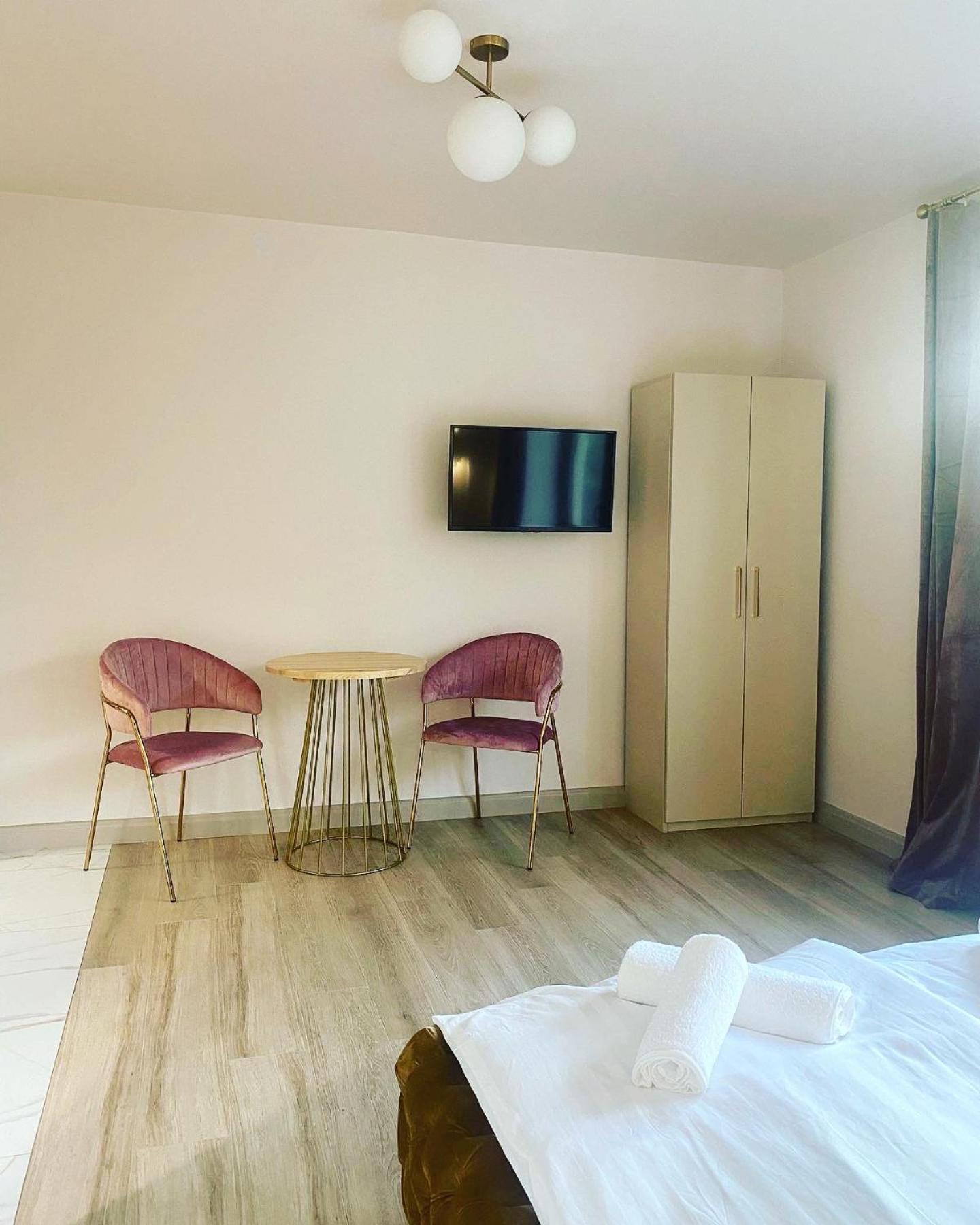 Apartamenty i pokoje nowomiejska 119