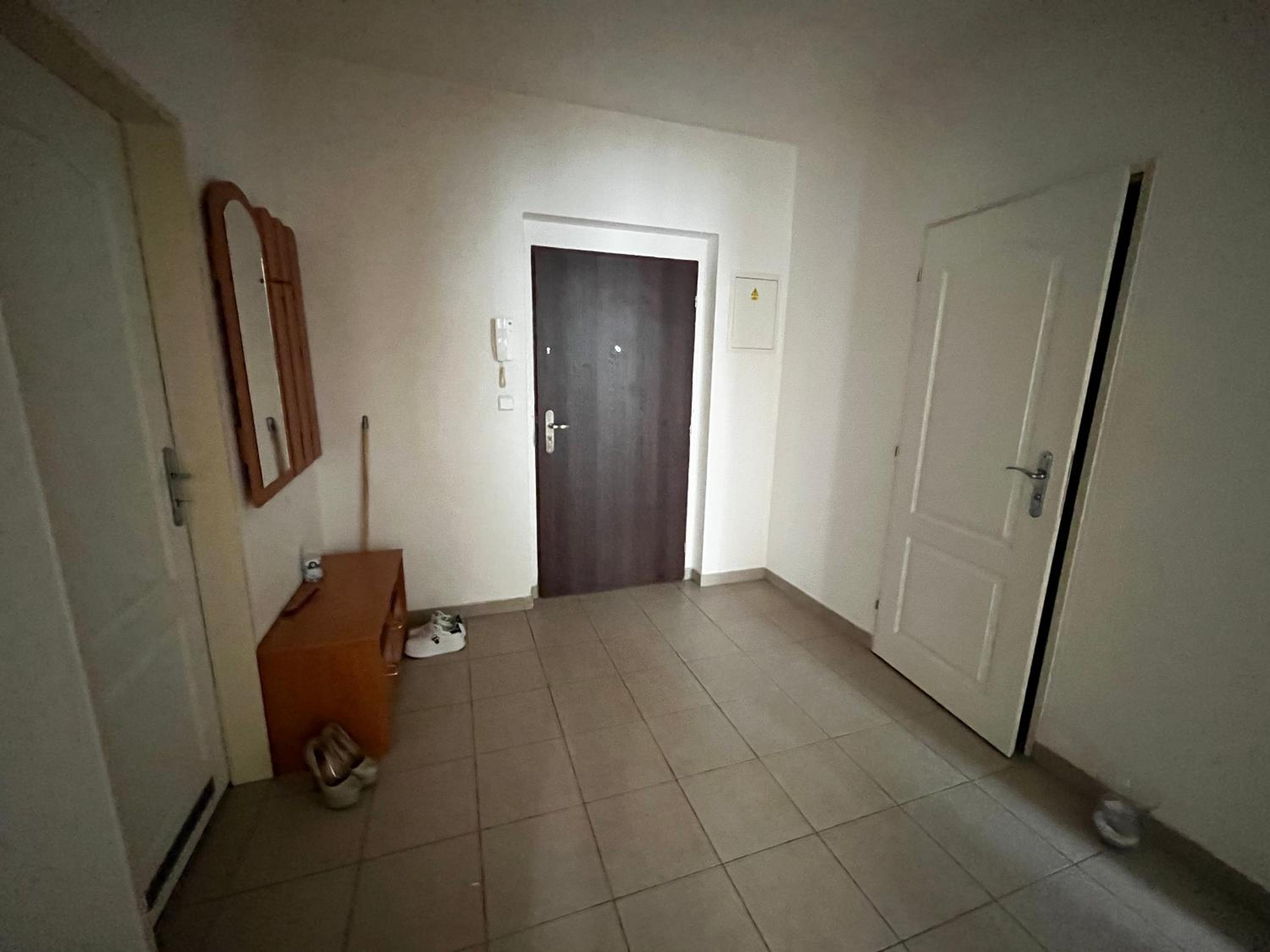 MONFas APARTMENT GARDEN CITY