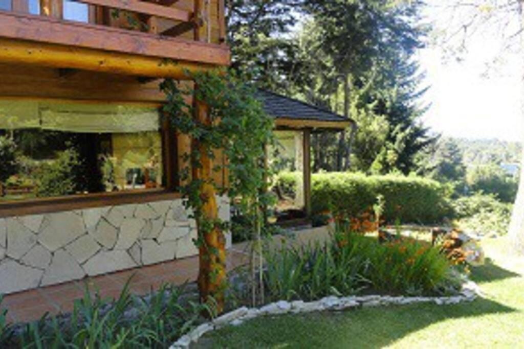 Blackberry Home By AMA,LLao LLao