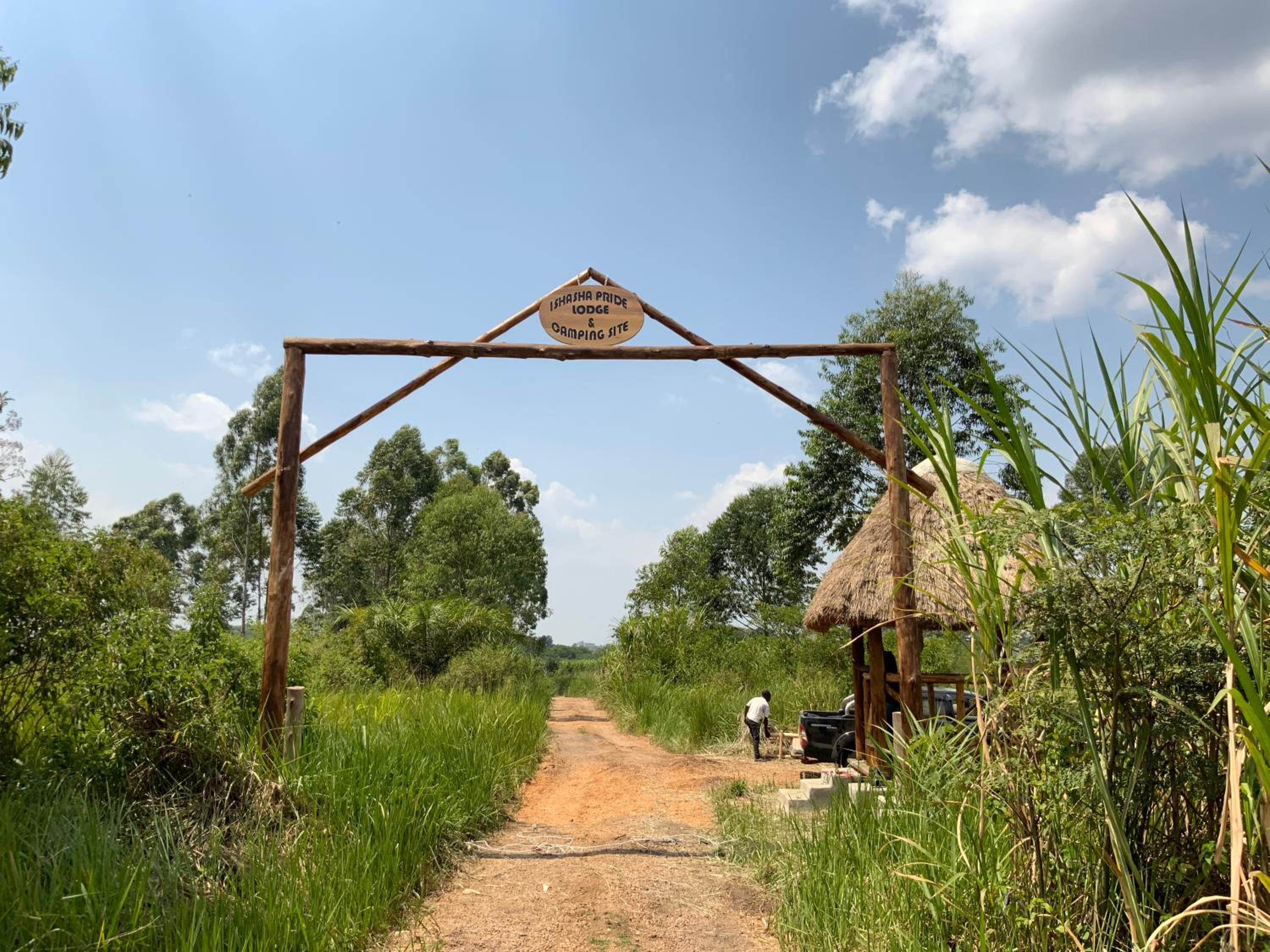 Ishasha Pride Lodge view 2