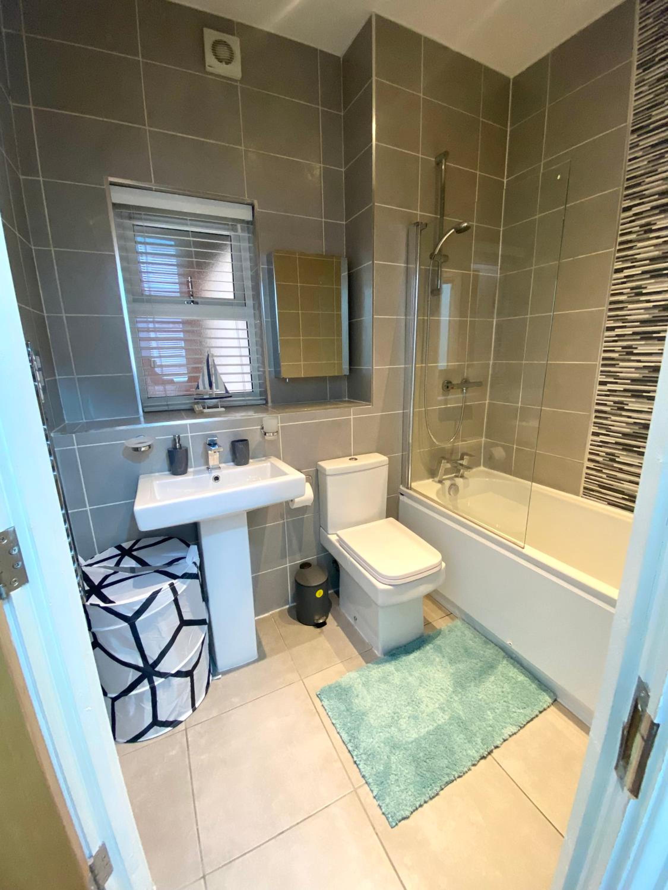 Swanky 2 BDR Apt/Jewellery Quarters/Free Parking view 5