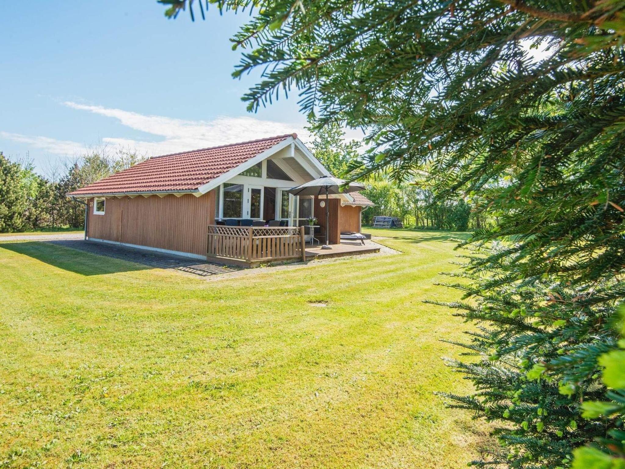 6 person holiday home in Hemmet-By Traum