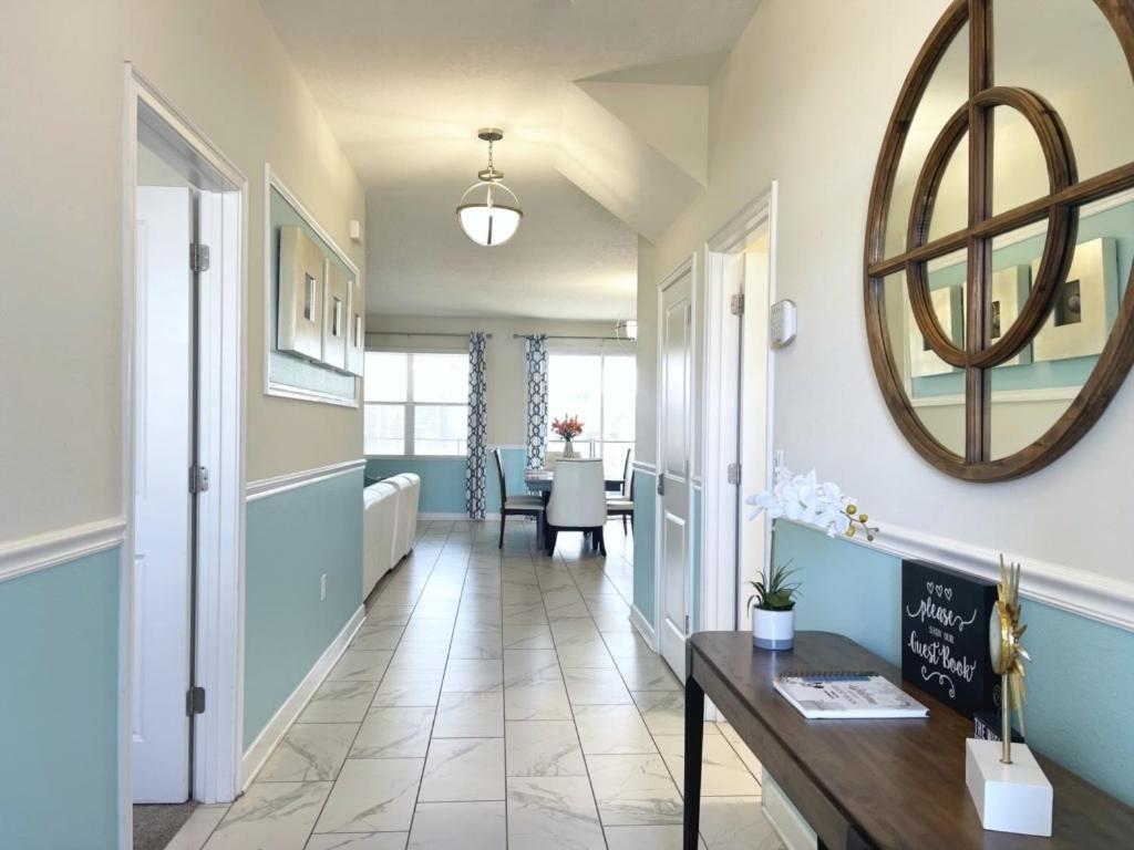 Beautiful 6 Bed Pool Game Spa Home Champions Gate home view 2