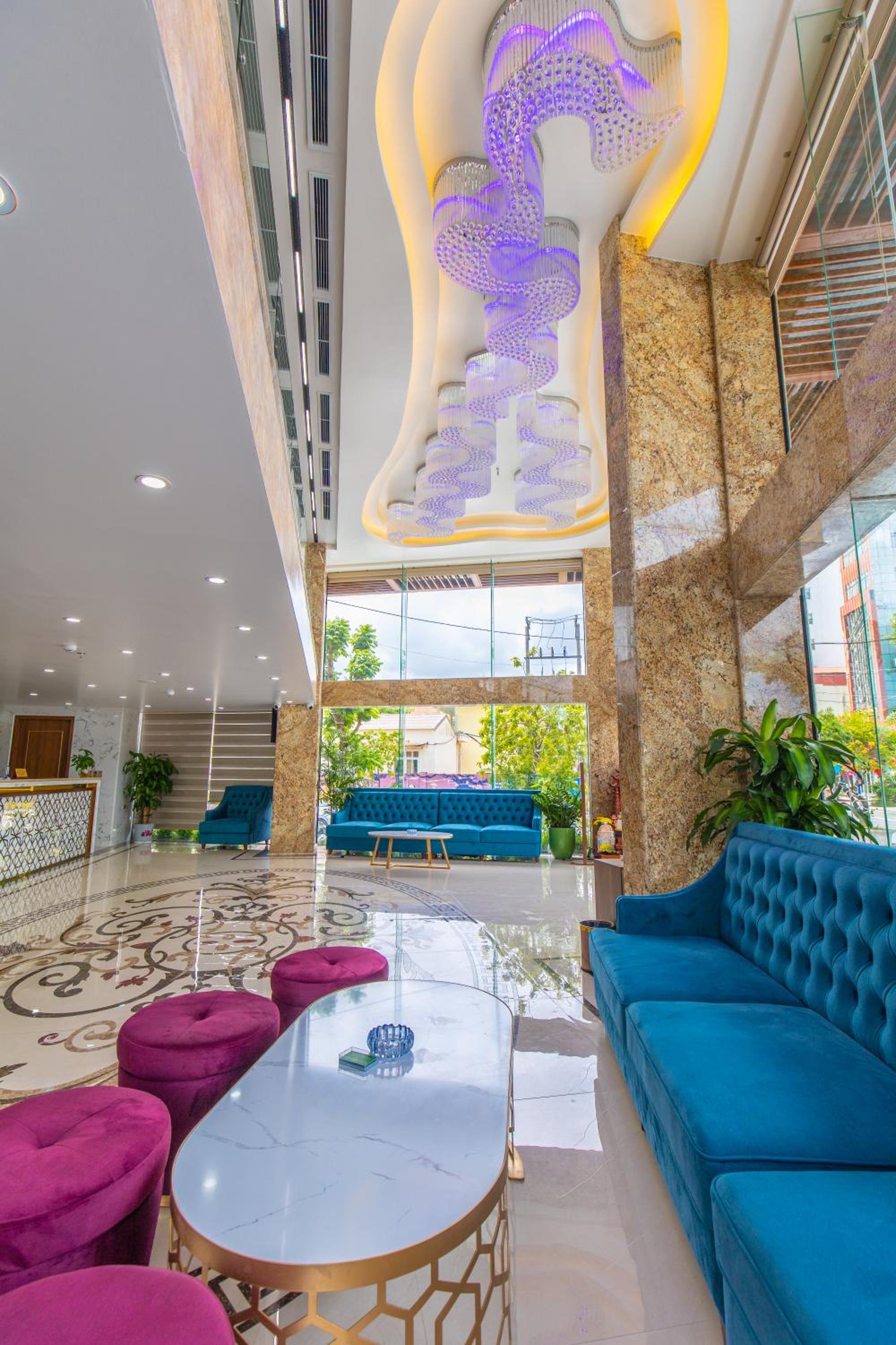 SALA HOTEL MÓNG CÁI view 5