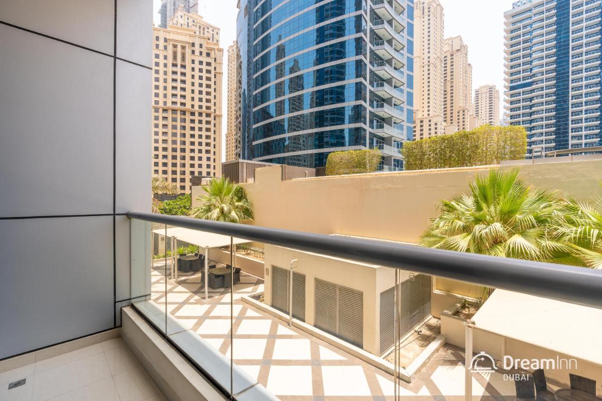 Dream Inn Apartments - Bay Central