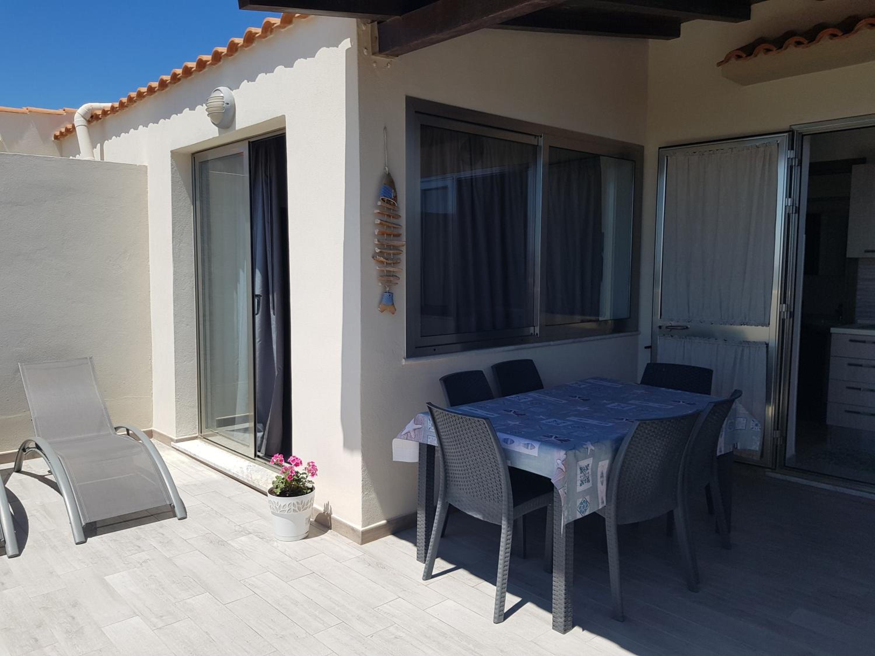 Appartamenti in paese a poca distanza dal mare photo 2