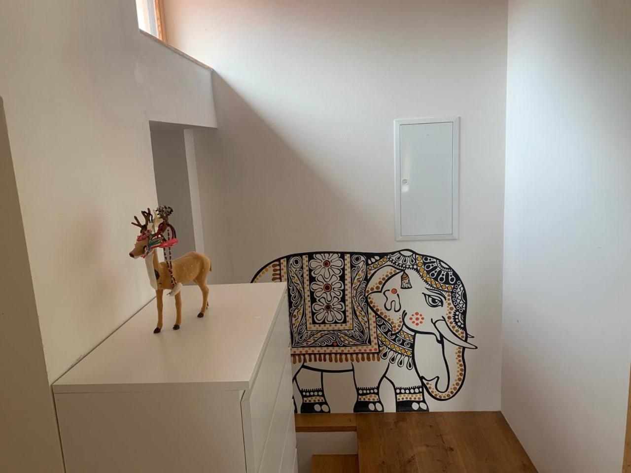 Cosy family house with garden, 12 min from the center