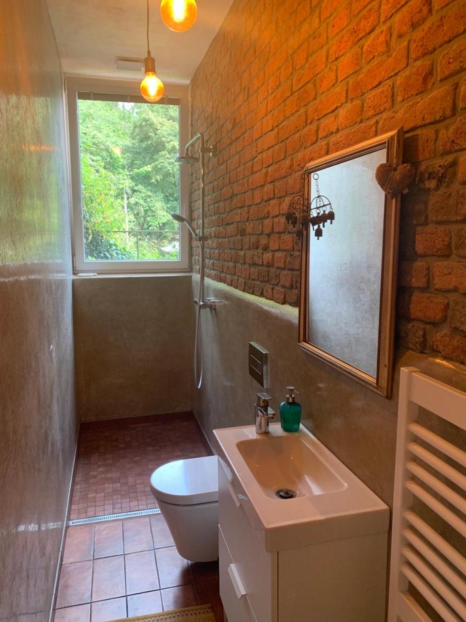Cosy family house with garden, 12 min from the center