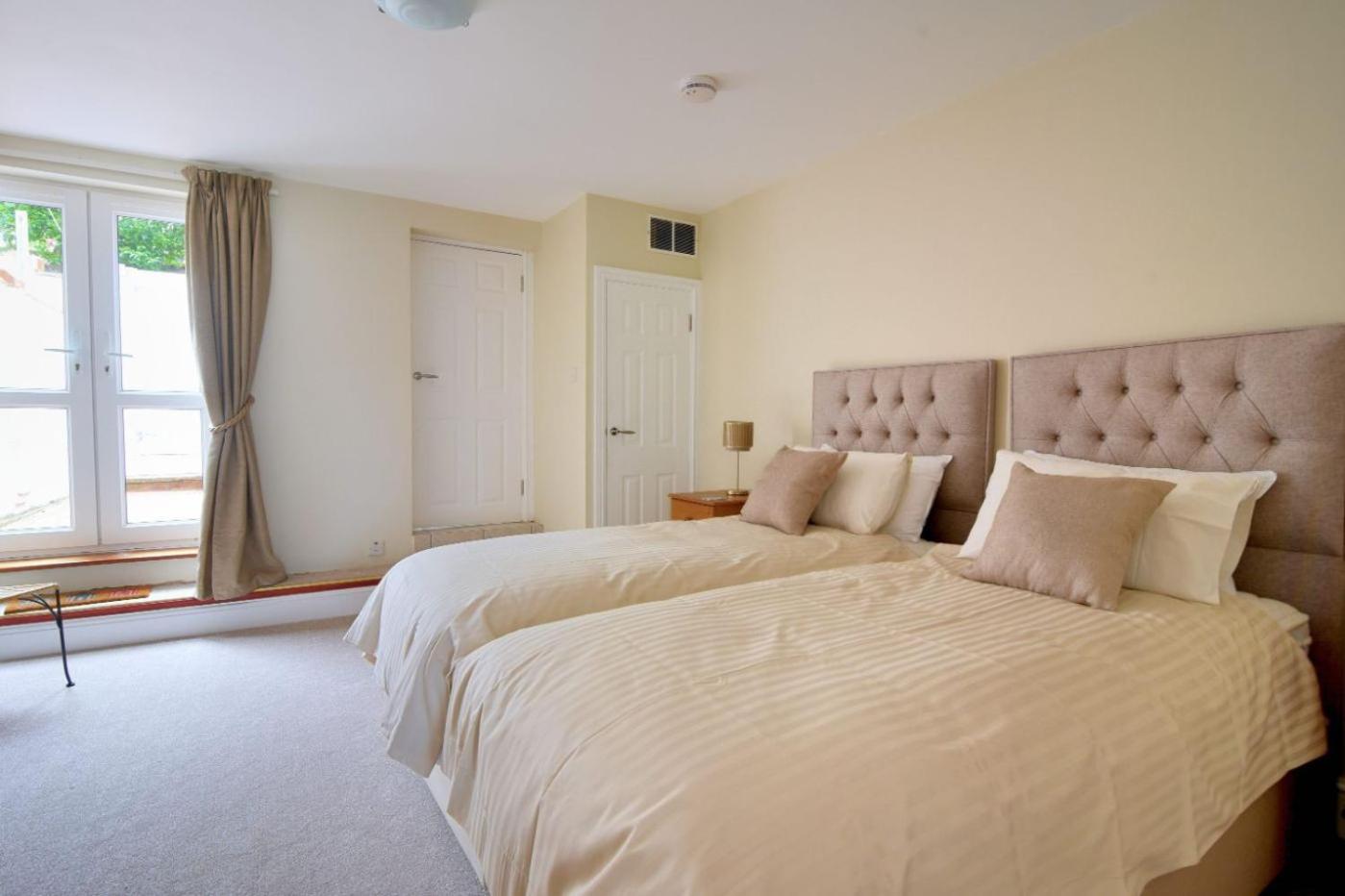 The Garden Suite view 3
