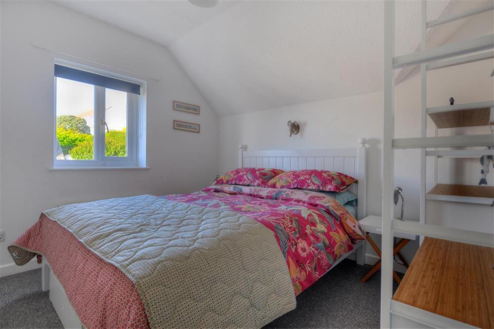High Cliff Cottage view 5
