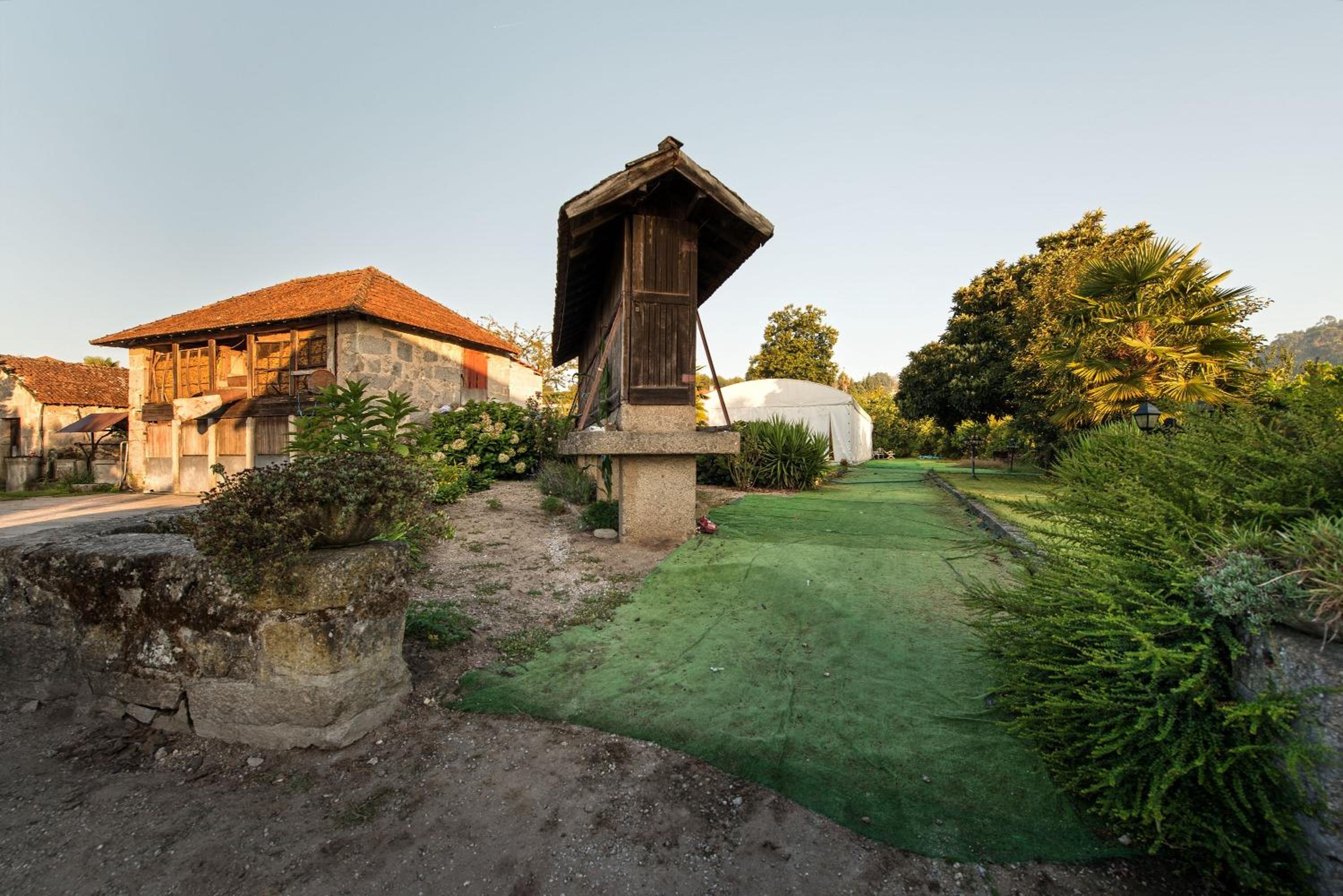 Photo 28