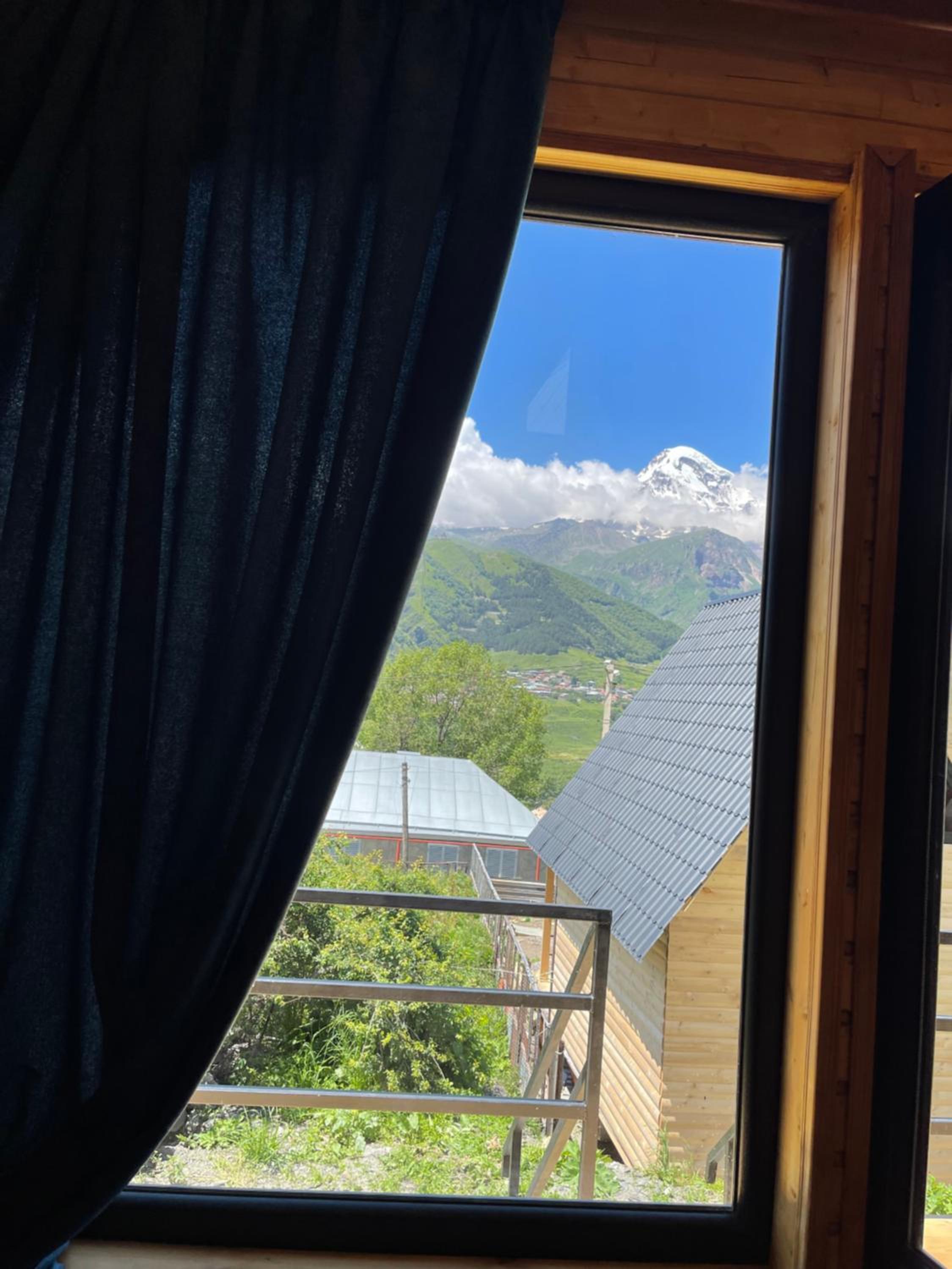 Guesthouse Elli & Cottages view 4