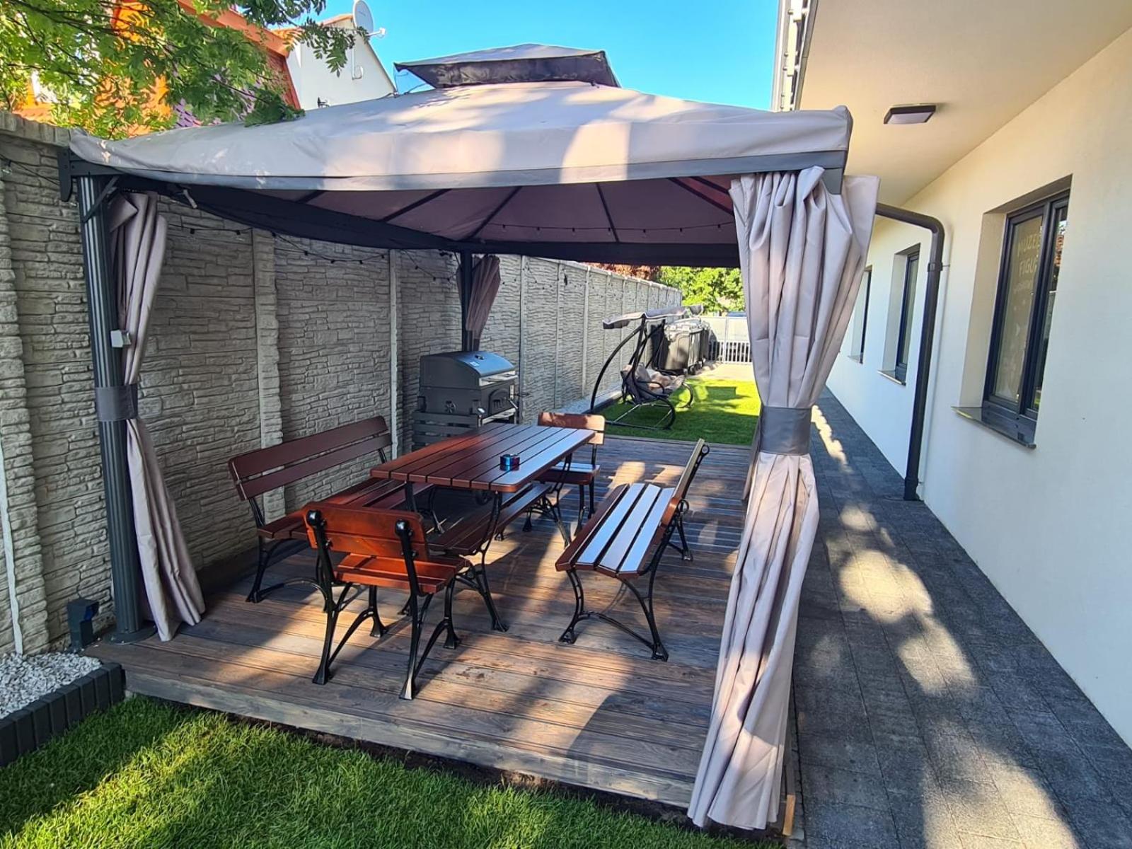 outdoor BBQ area