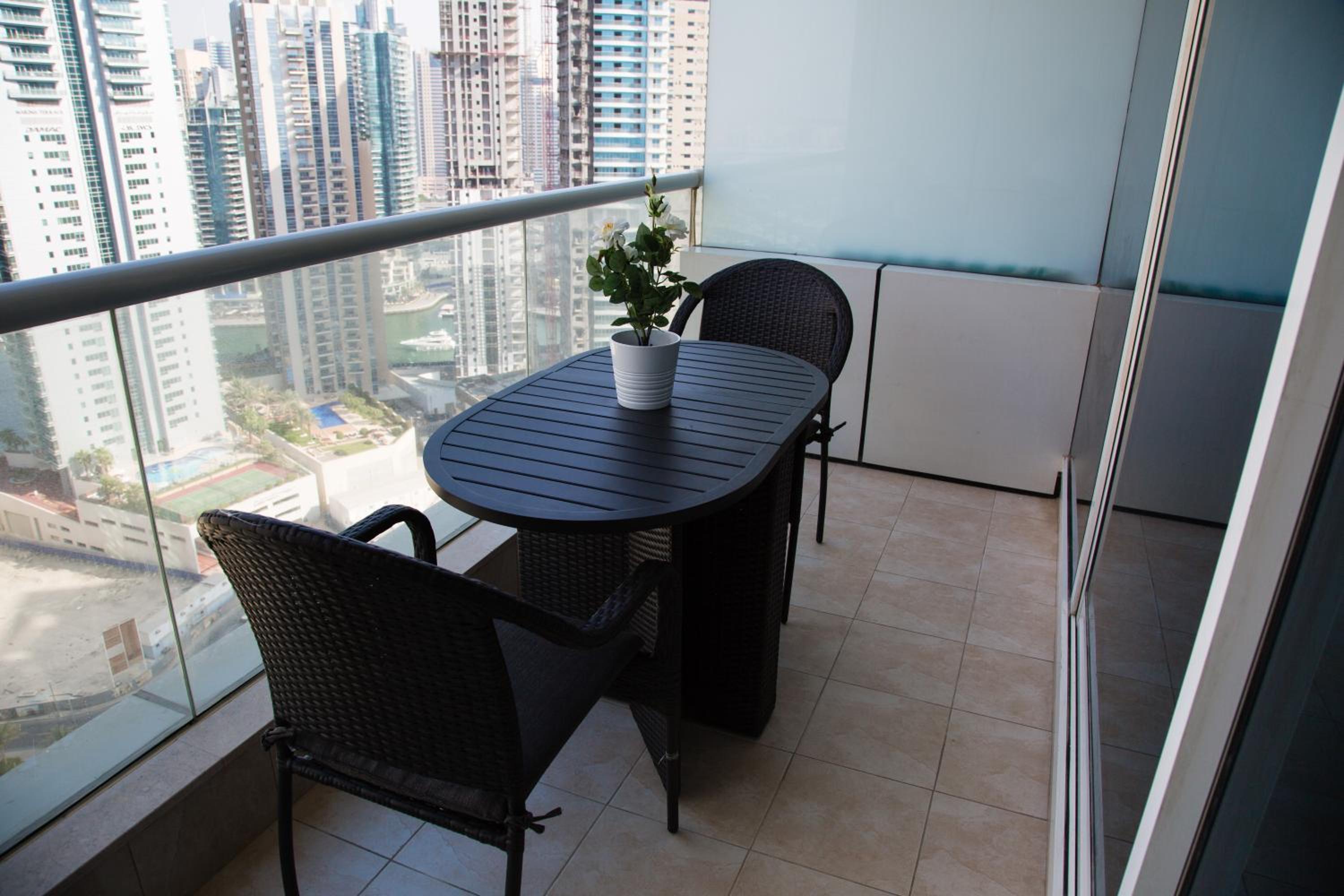HiGuests - Studio With Incredible Sea Views, 3-min to Beach
