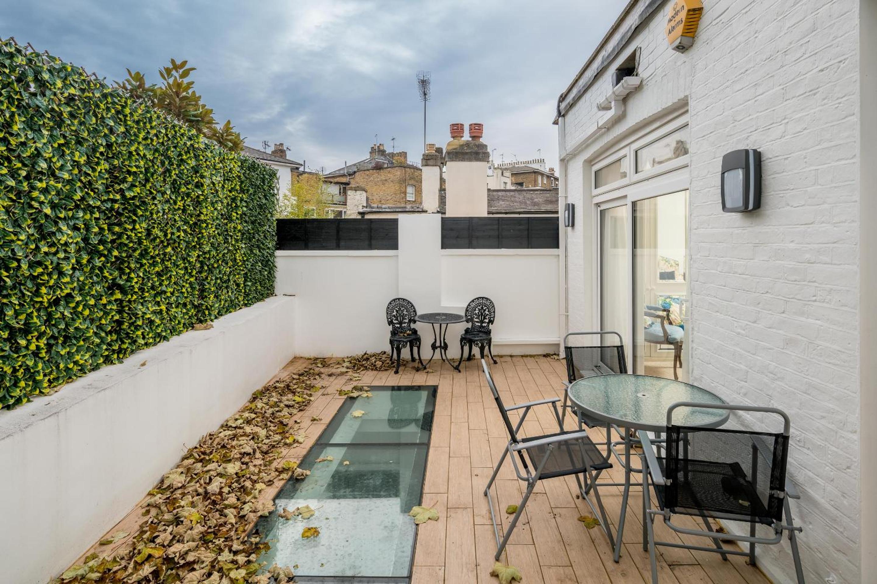 outdoor bbq area