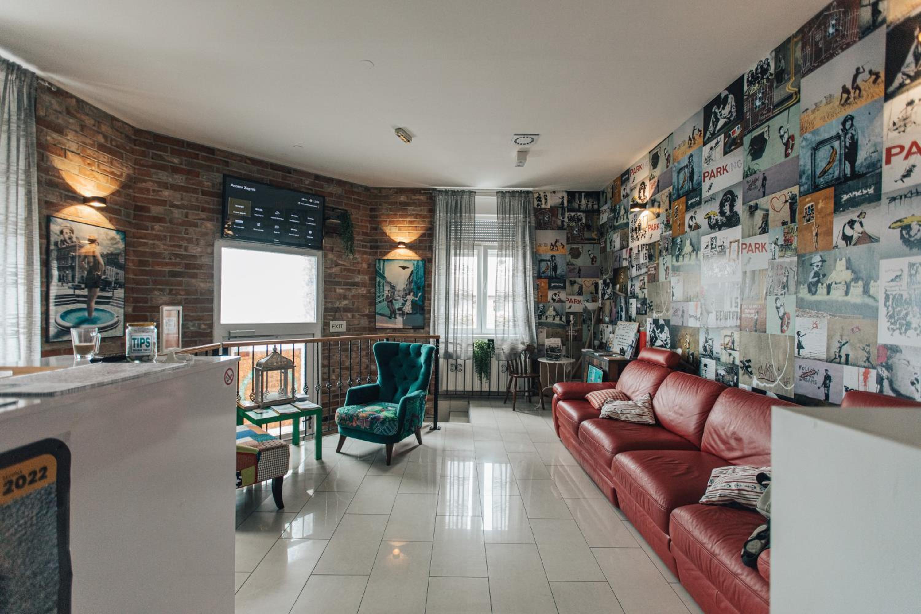 lounge