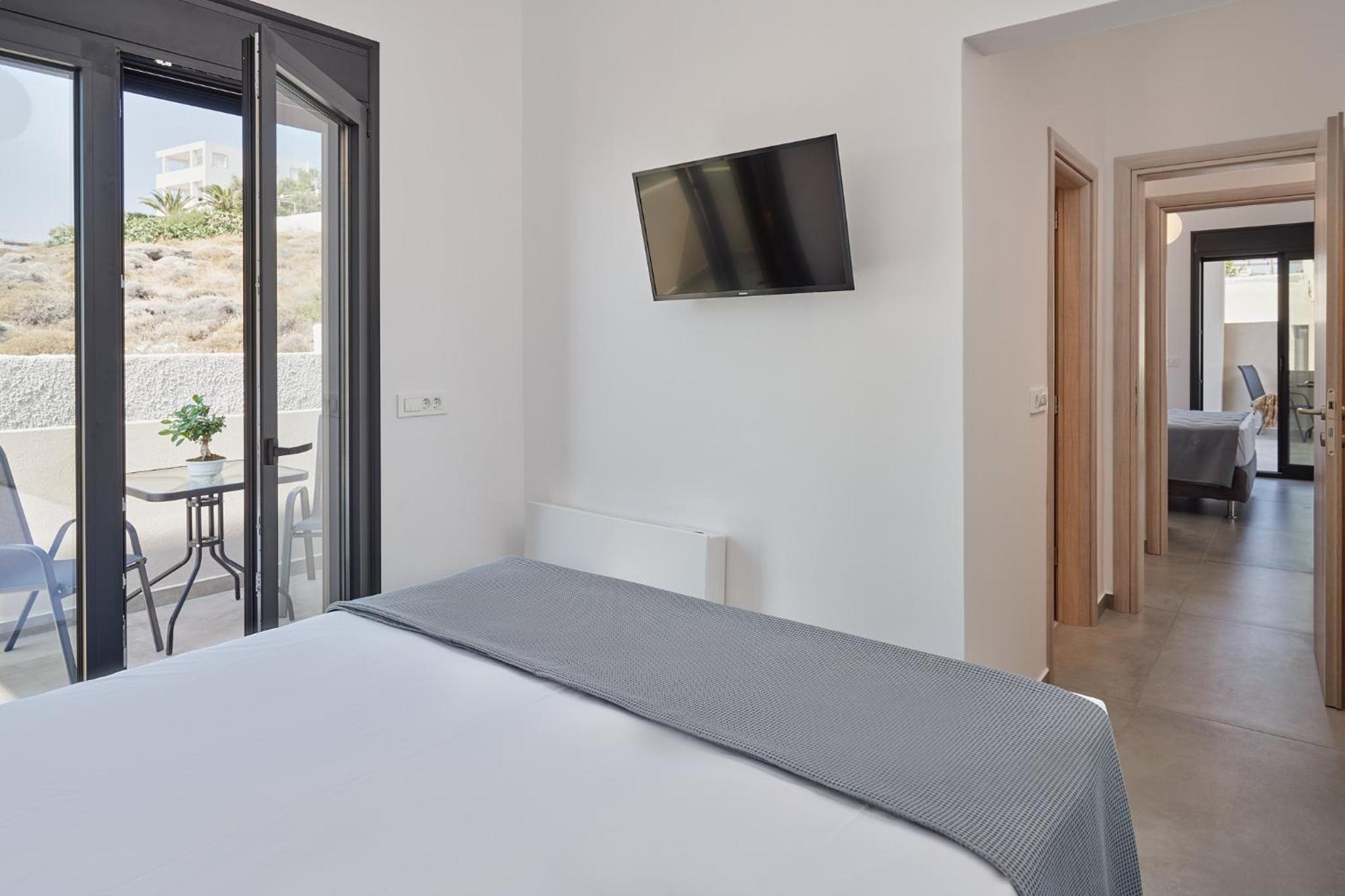 Blue Armonia Villa featuring SaltWater Heated Pool By KB Hospitality view 5