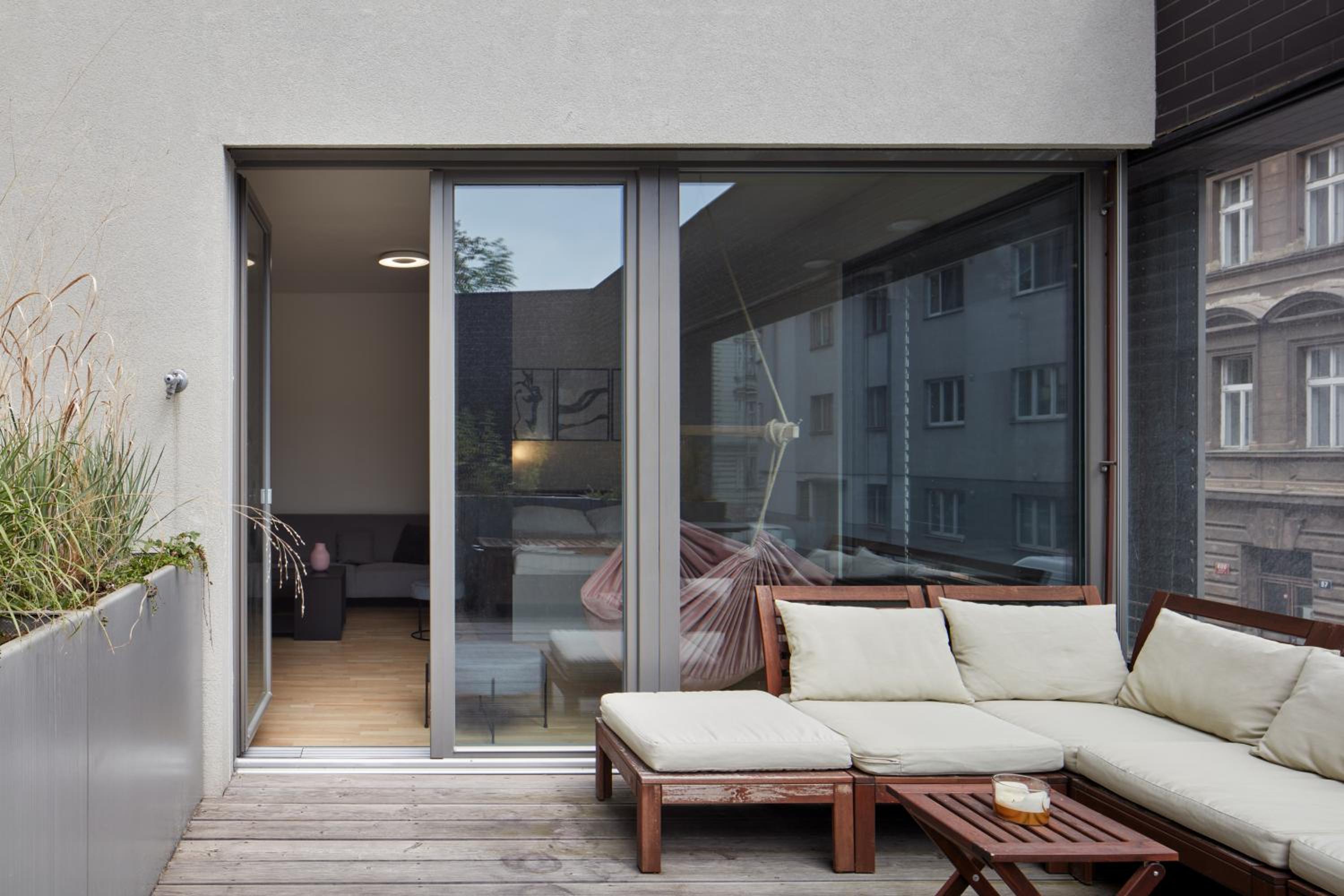 Prague Days - Premium Studios w Stunning Terraces - Easy City Access