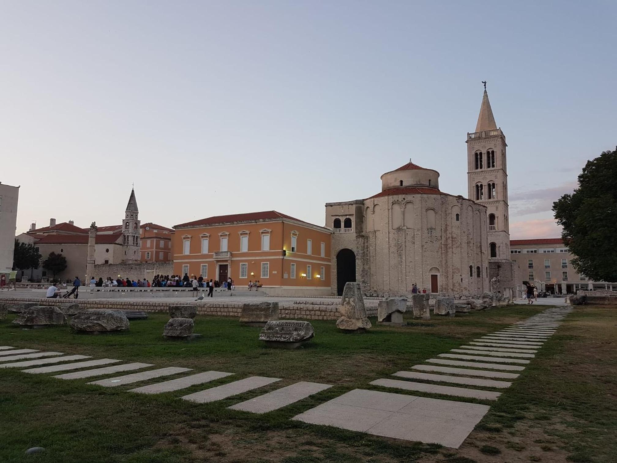 Photo 28